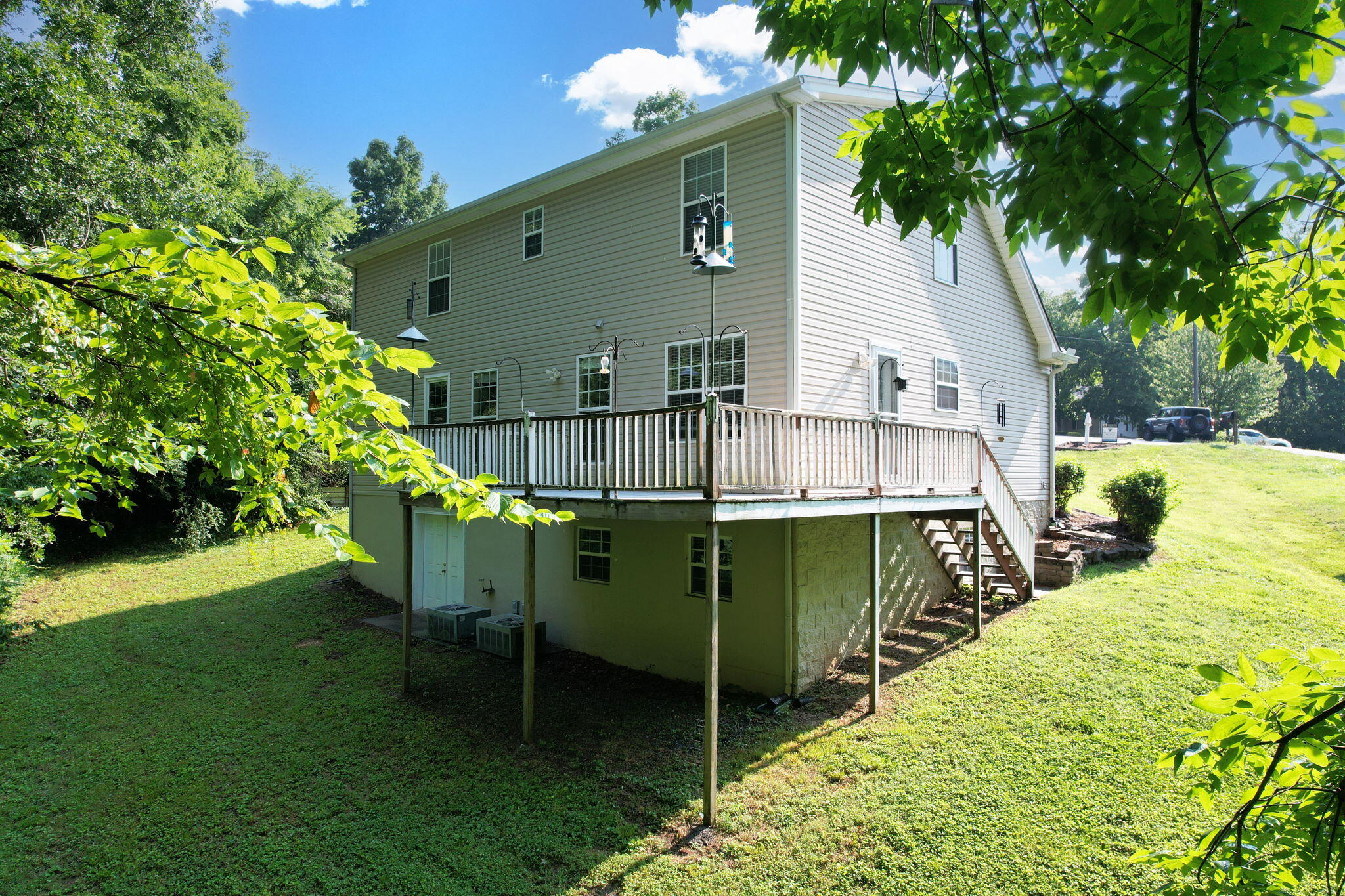 3034 Tomahawk Circle NW