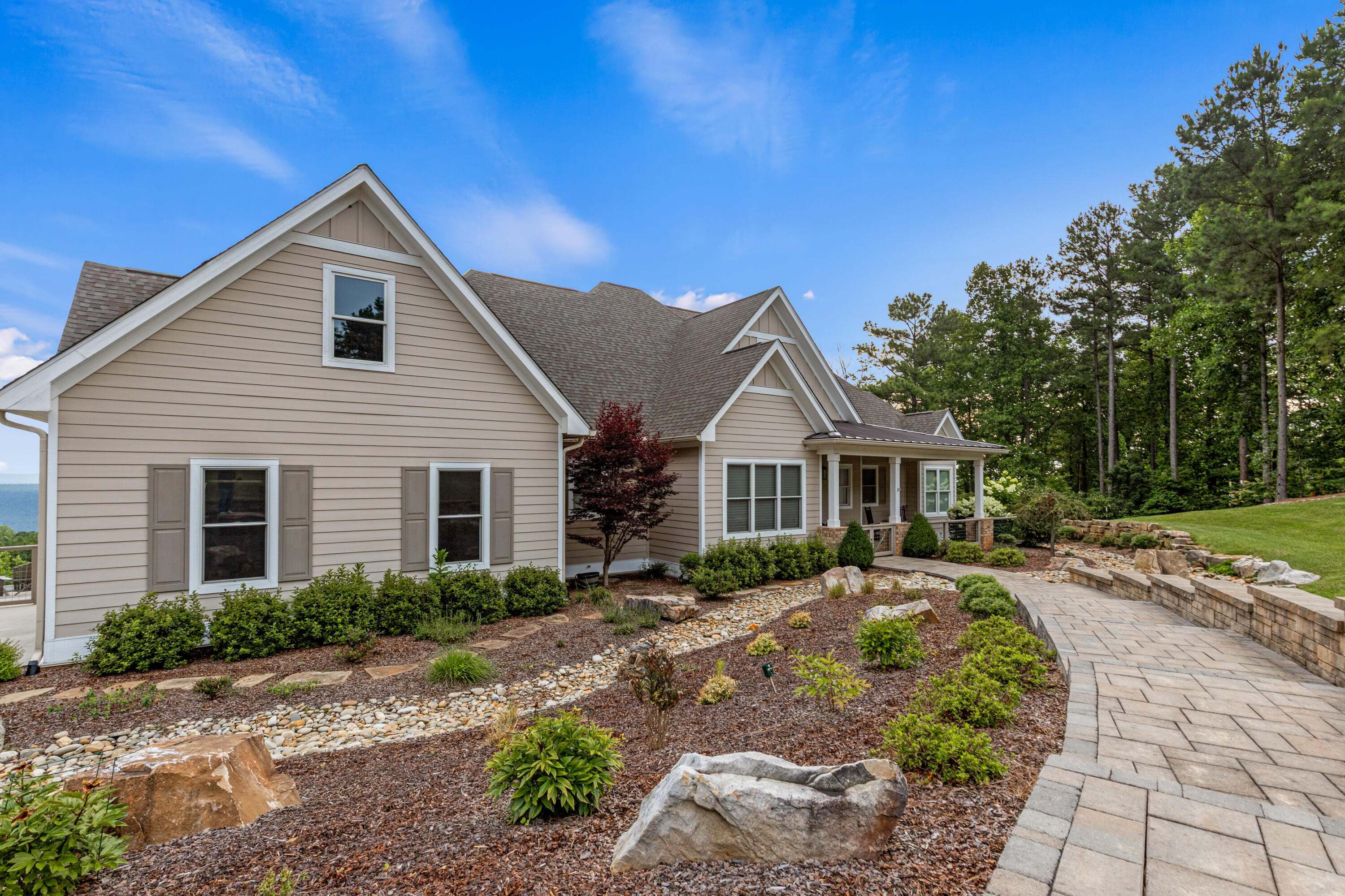 470 Lookout View Drive