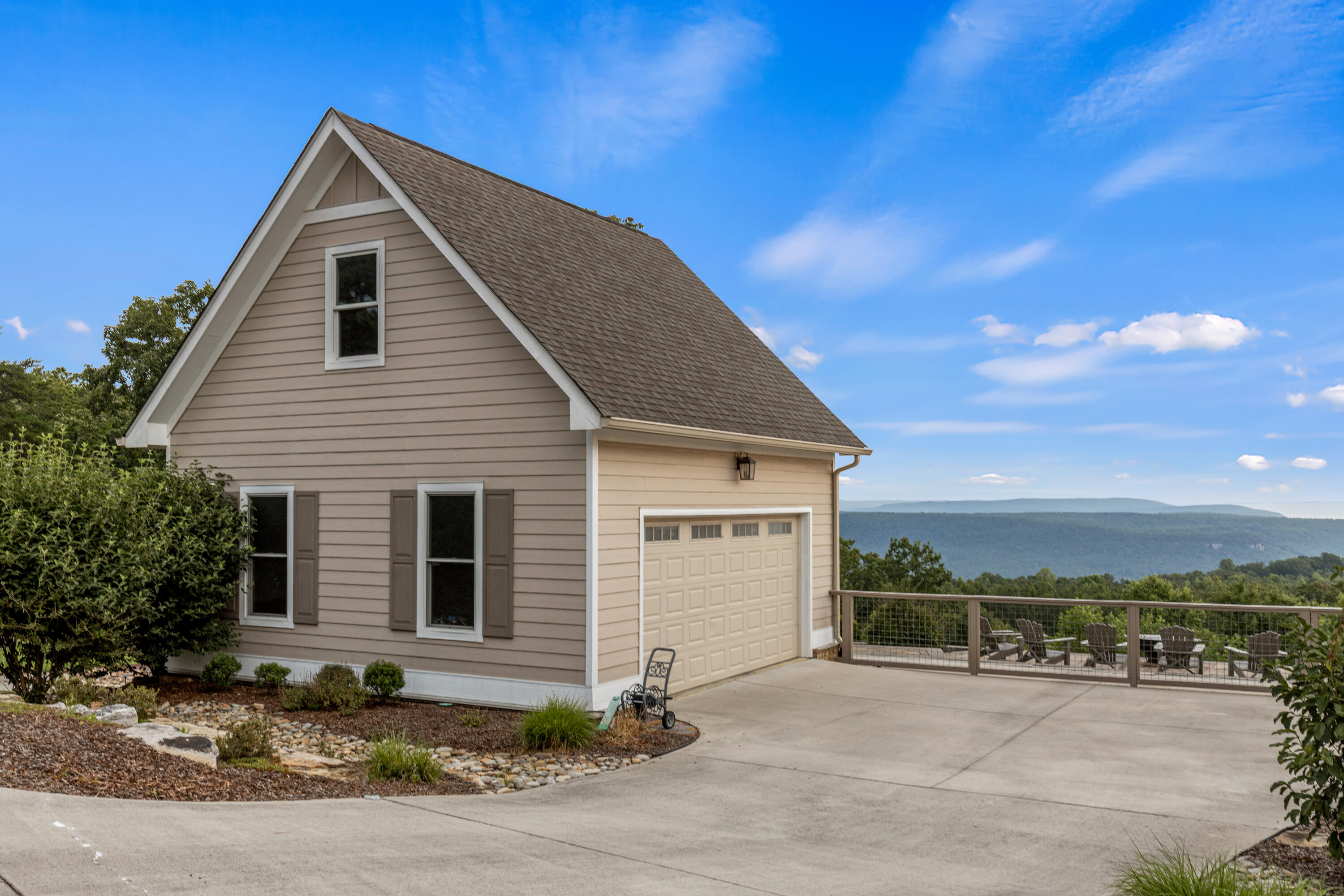470 Lookout View Drive