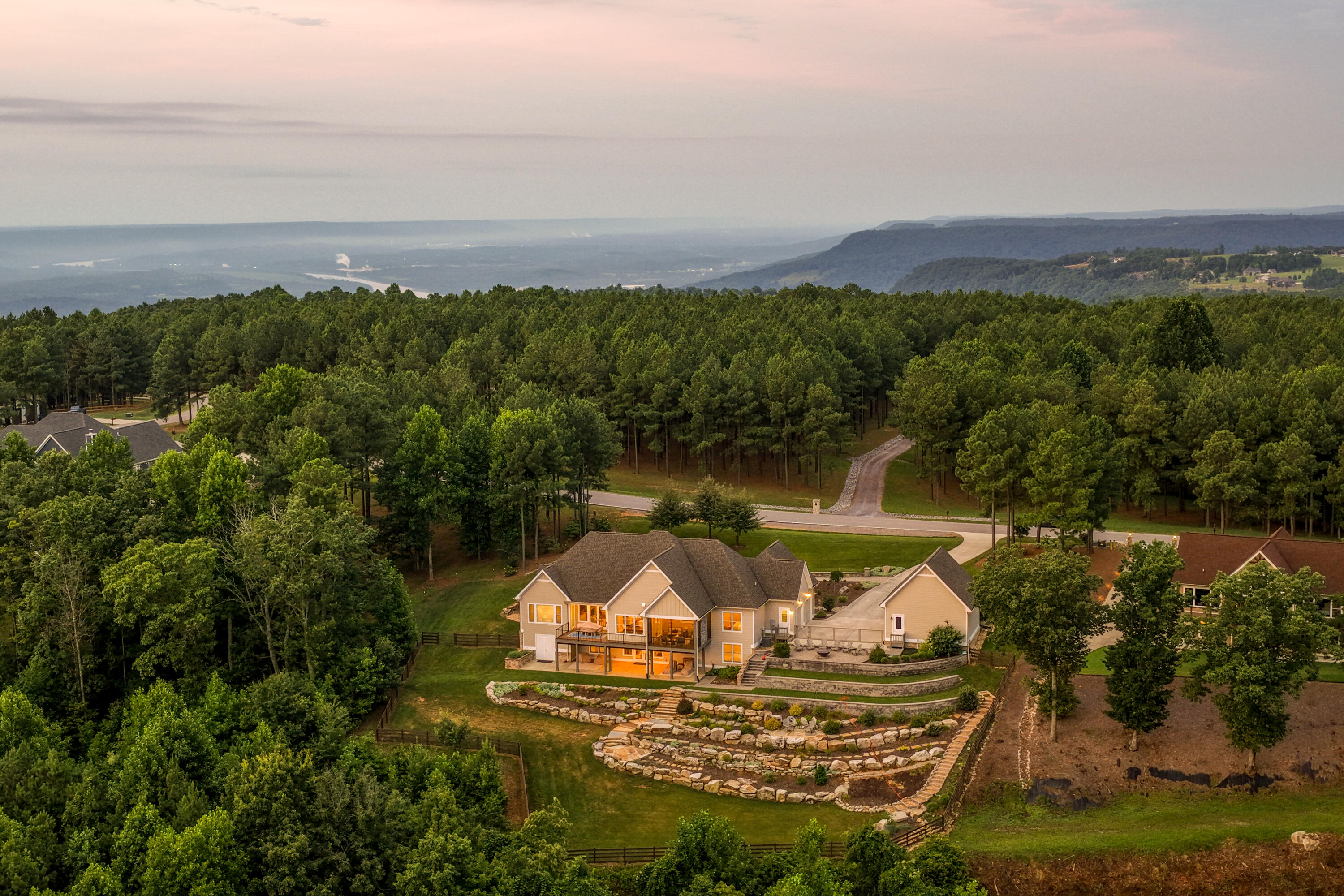 470 Lookout View Drive