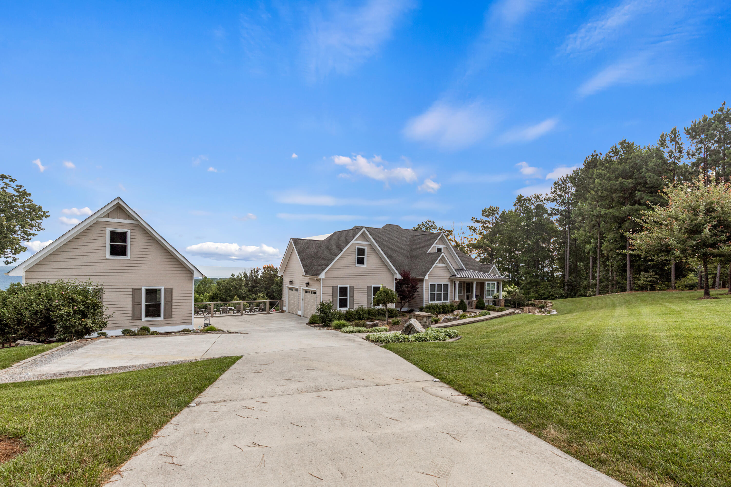 470 Lookout View Drive