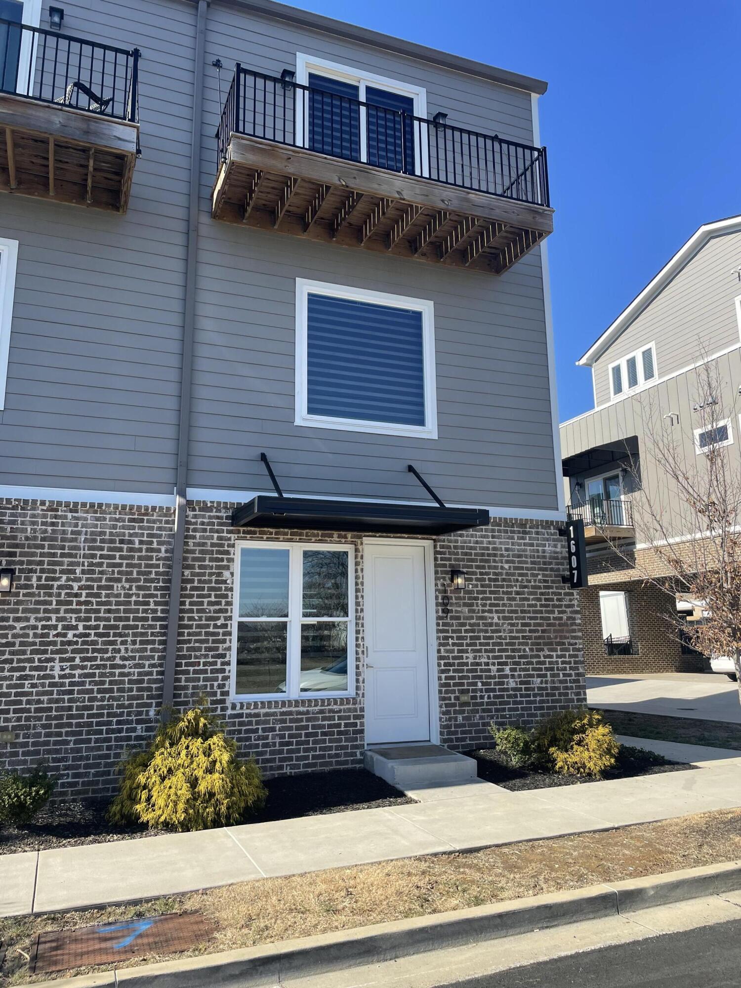 1607 Fagan Street, 109