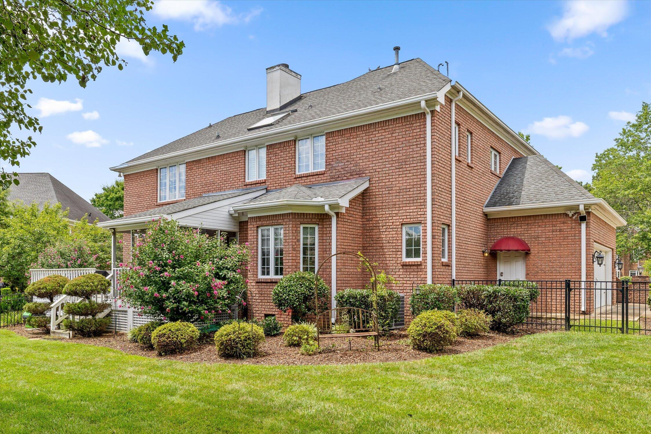 6504 Queensbury Lane