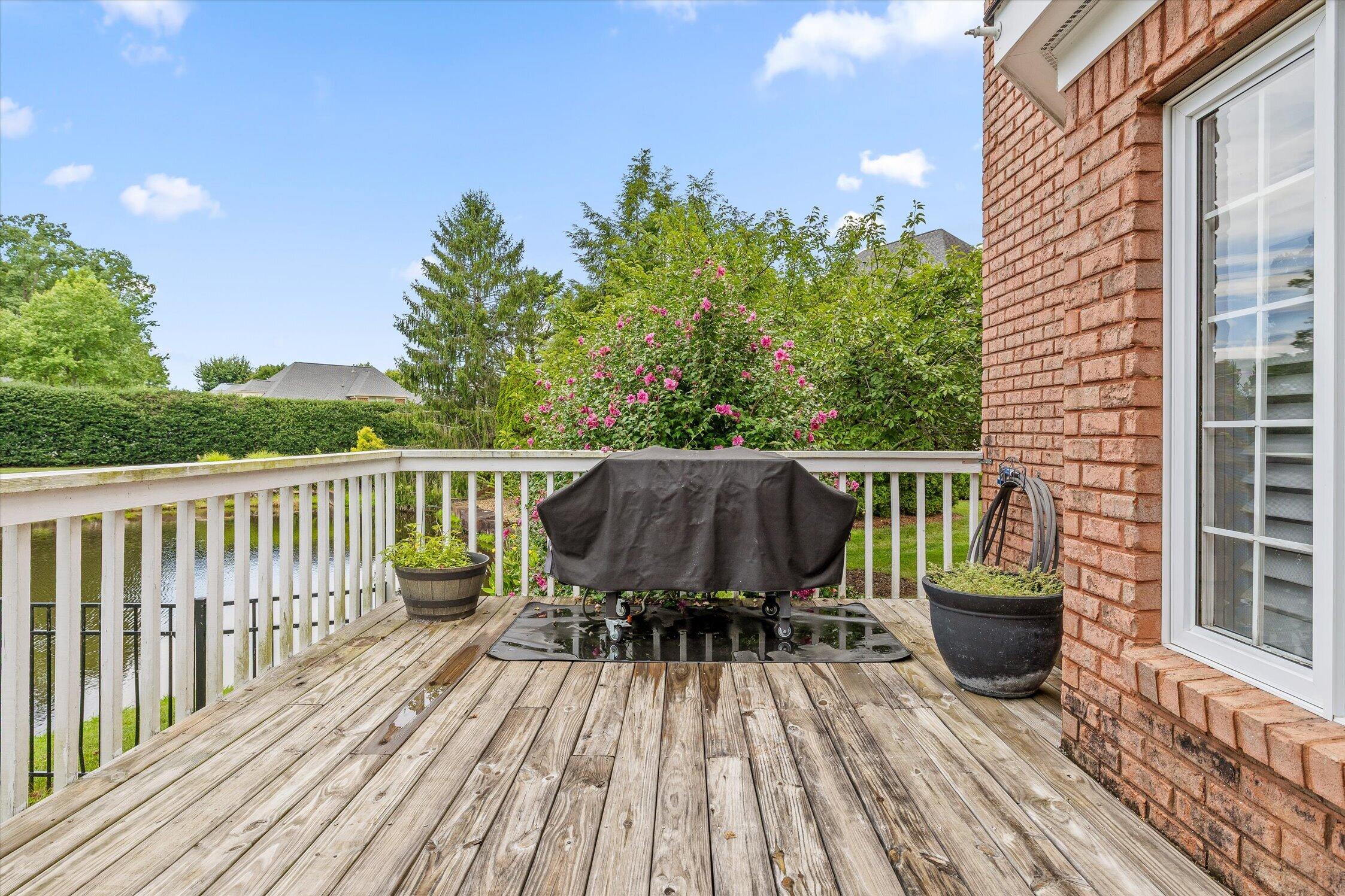 6504 Queensbury Lane