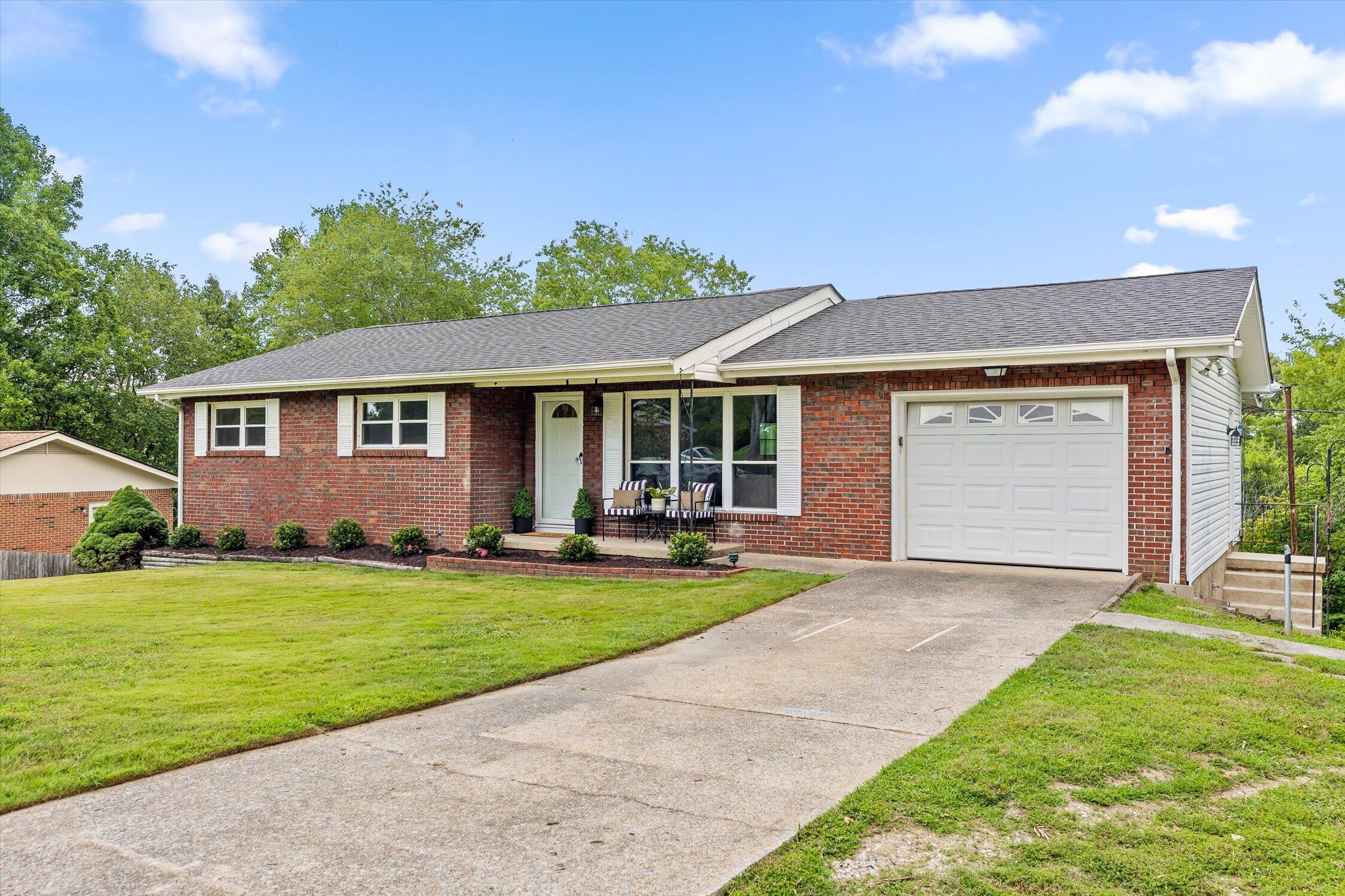 5741 Lyle Circle