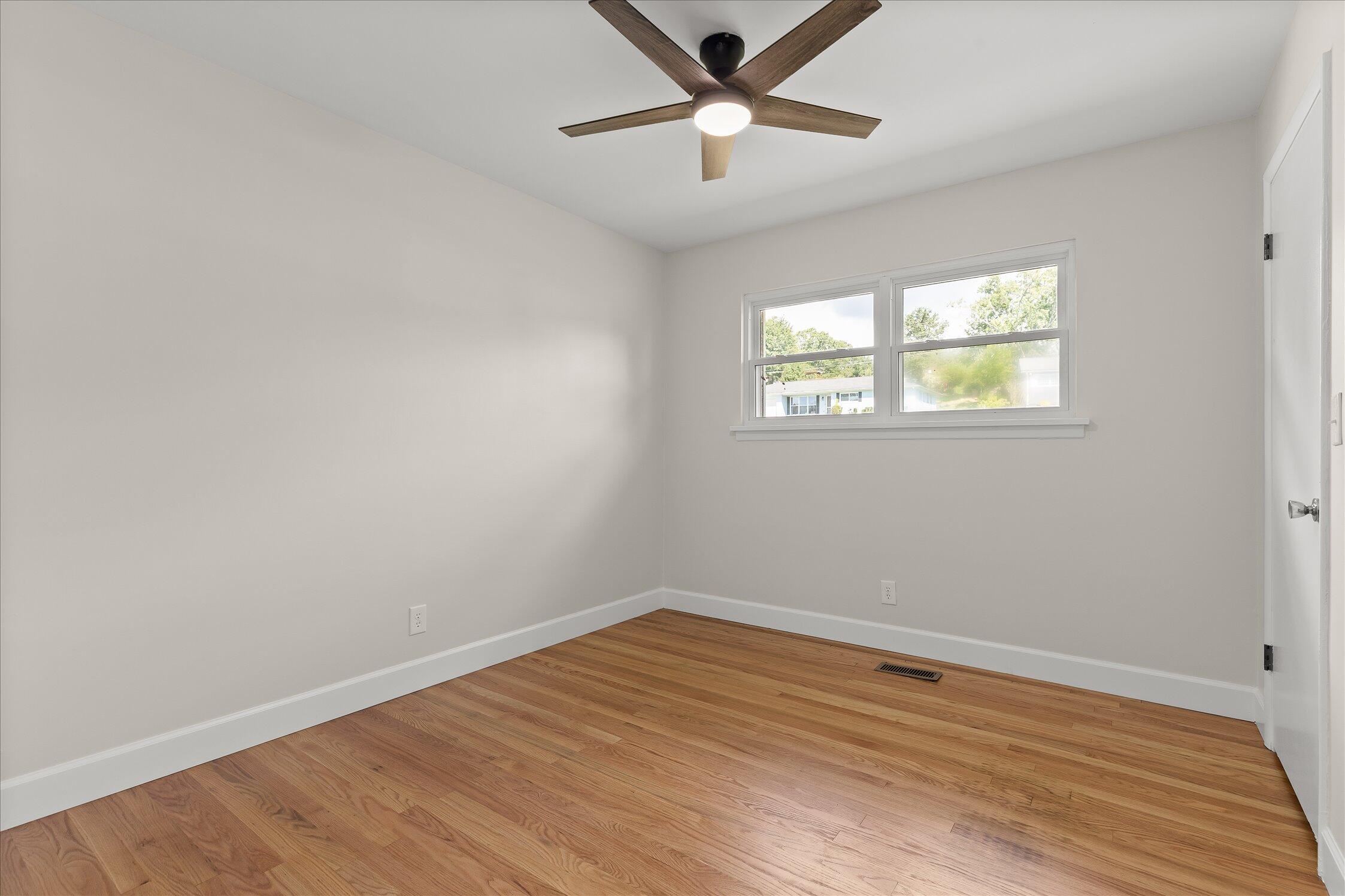 5741 Lyle Circle