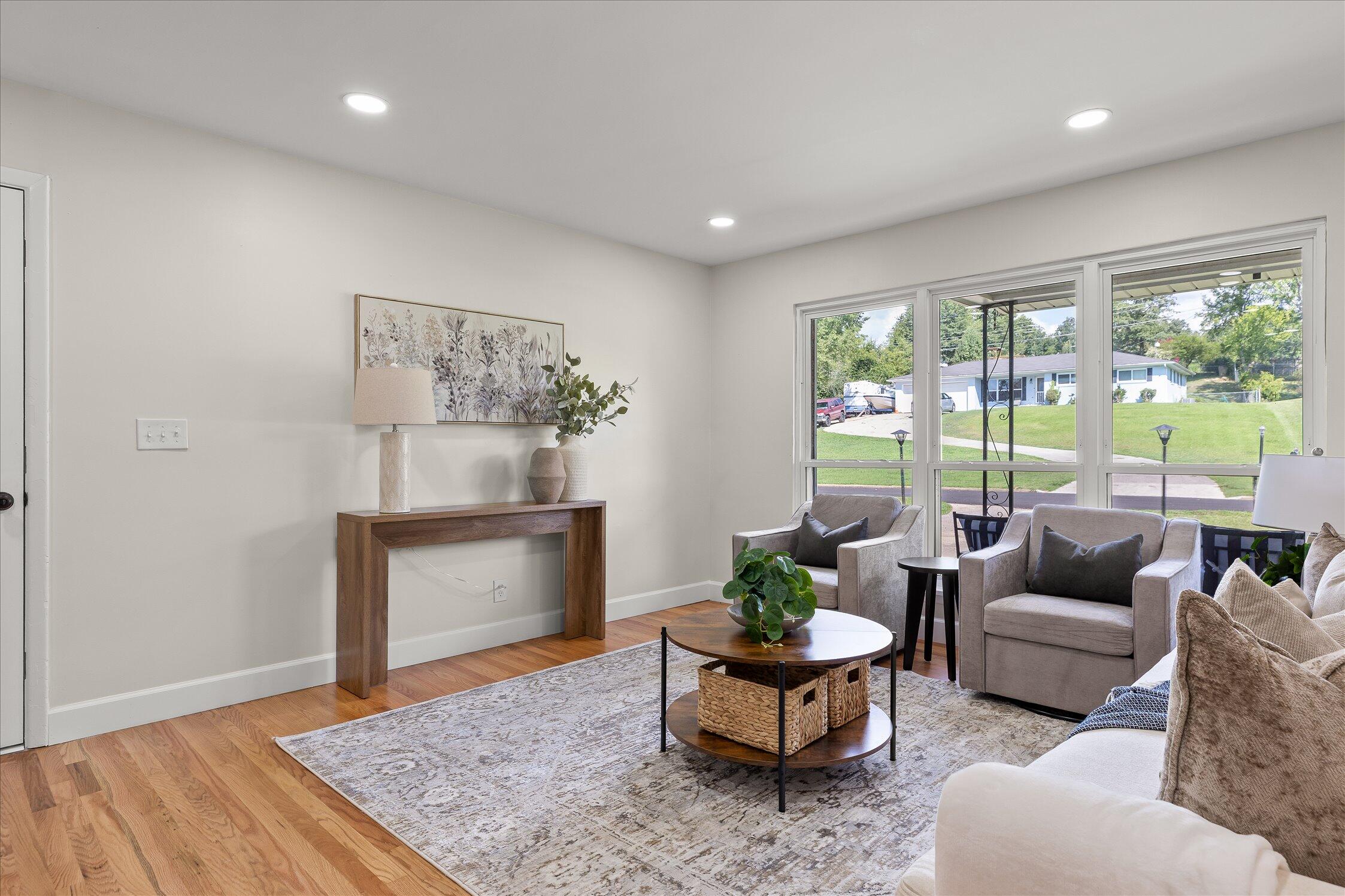 5741 Lyle Circle