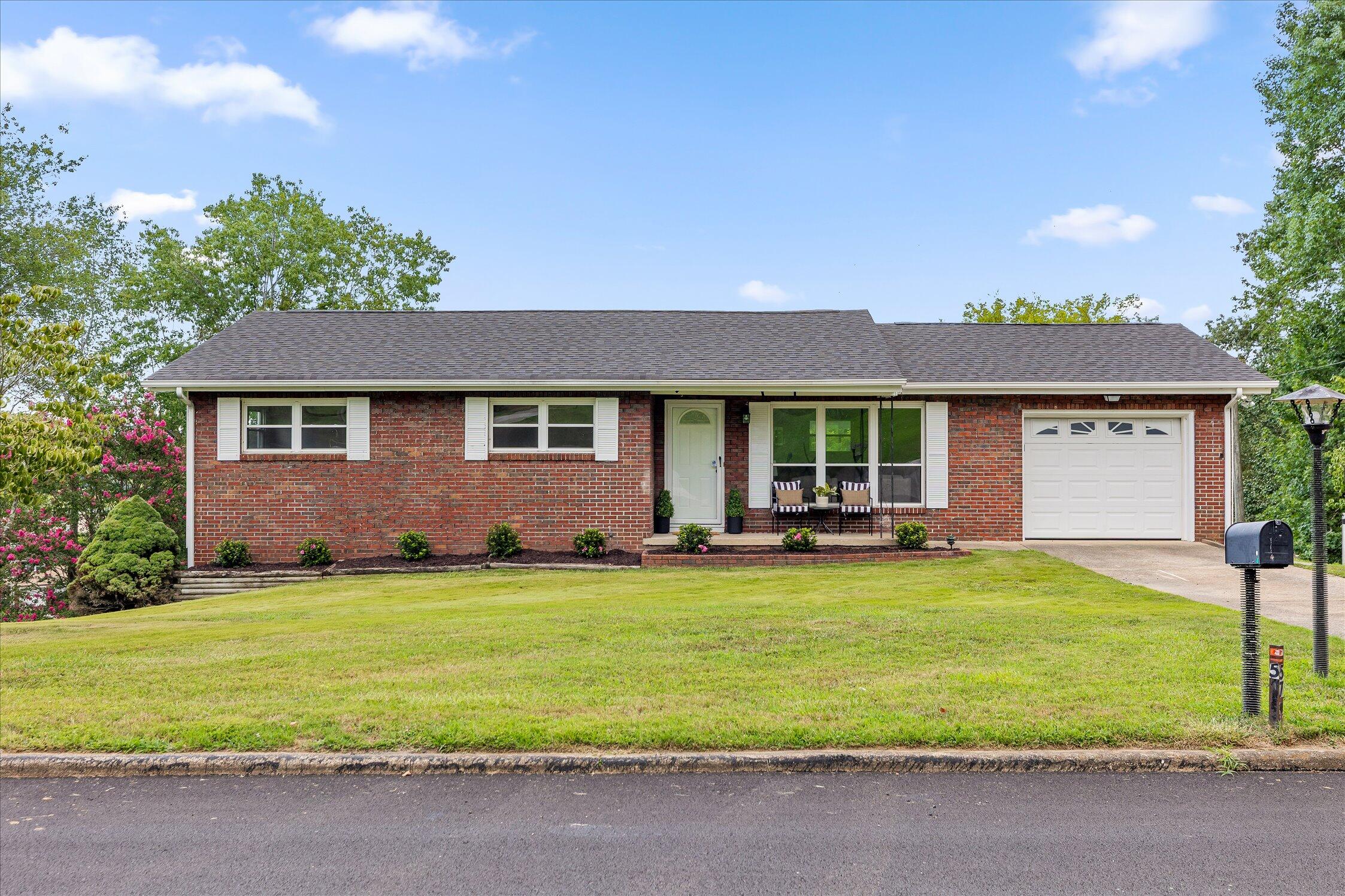 5741 Lyle Circle