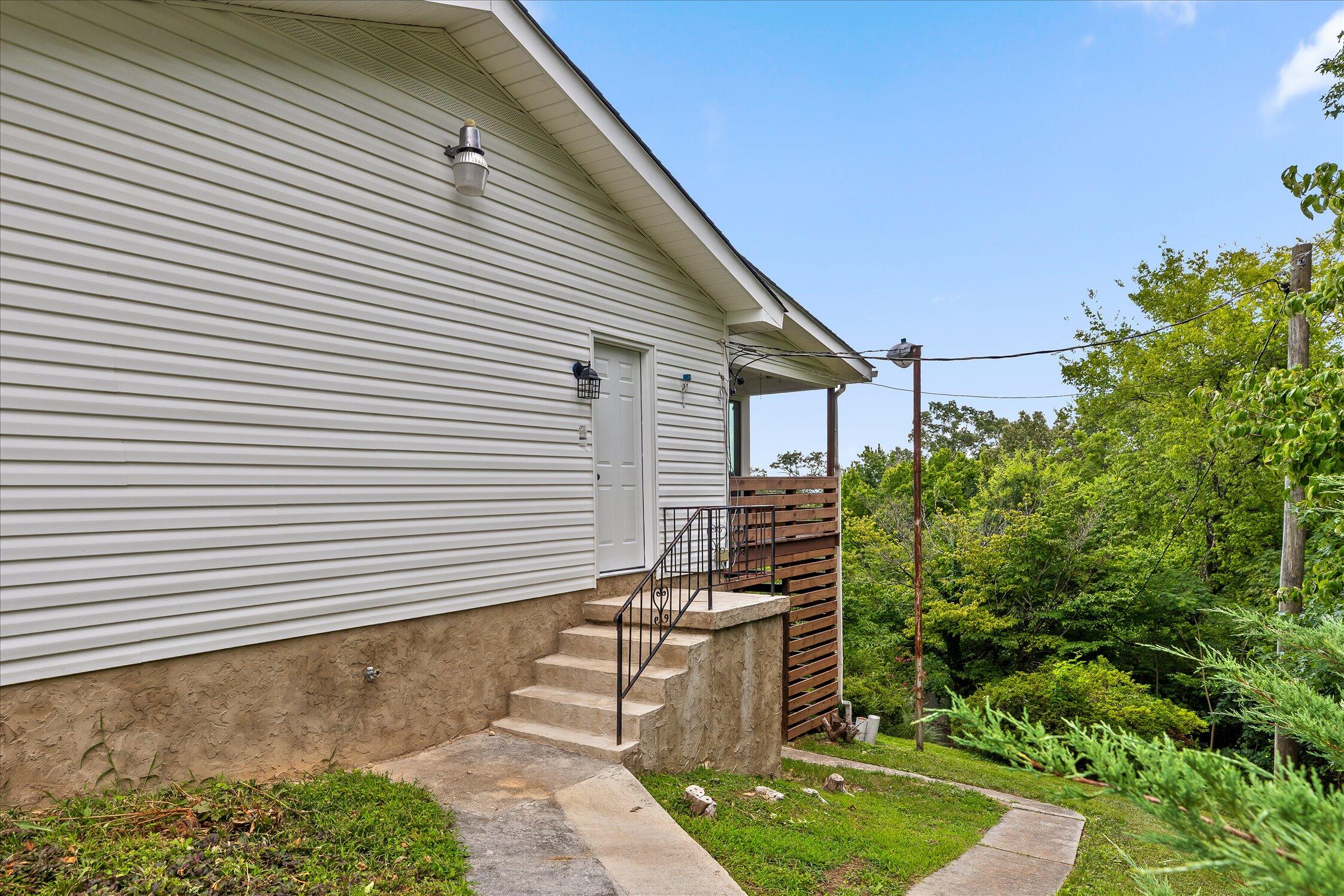 5741 Lyle Circle