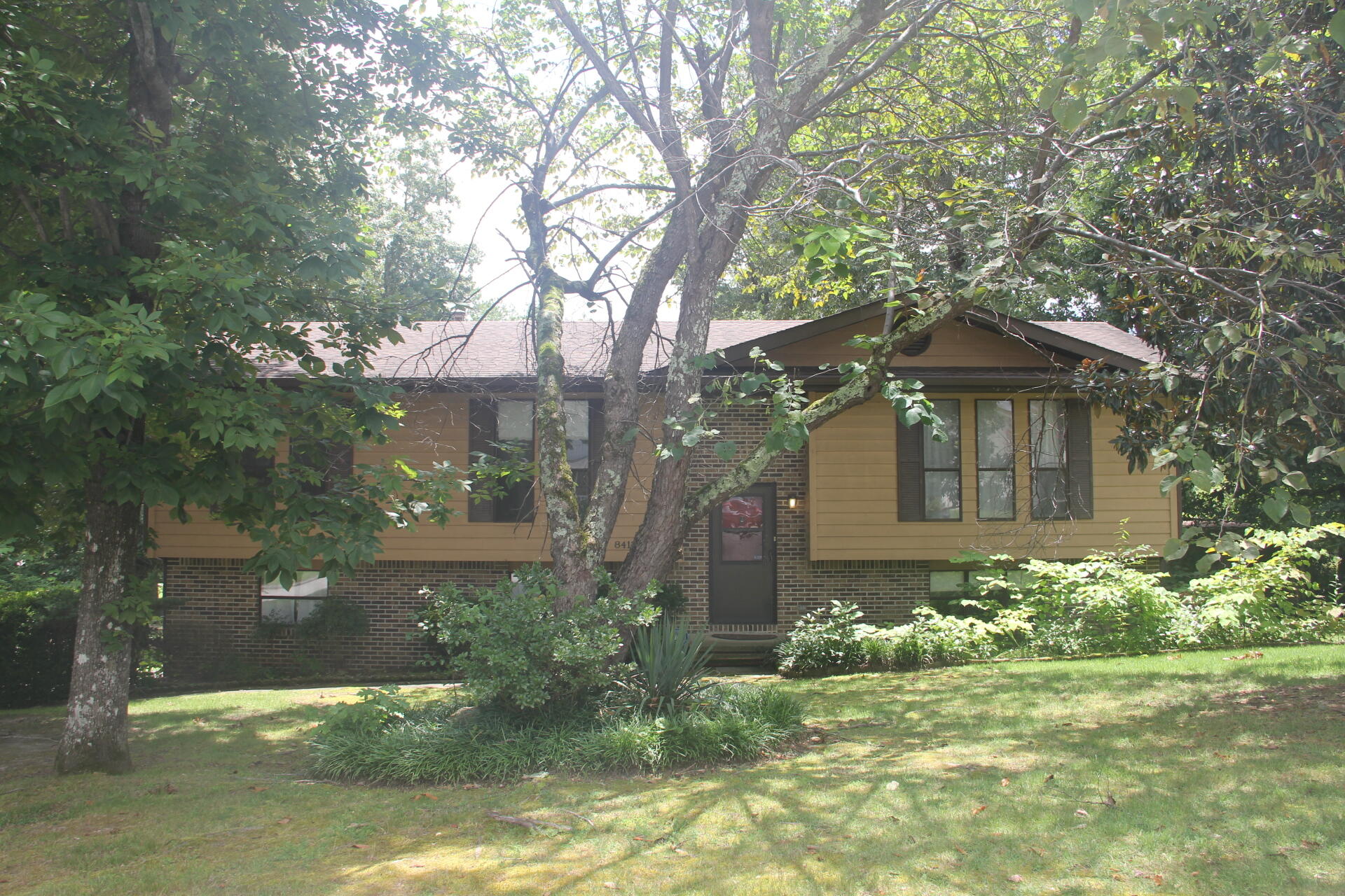 8418 Rosetree Drive