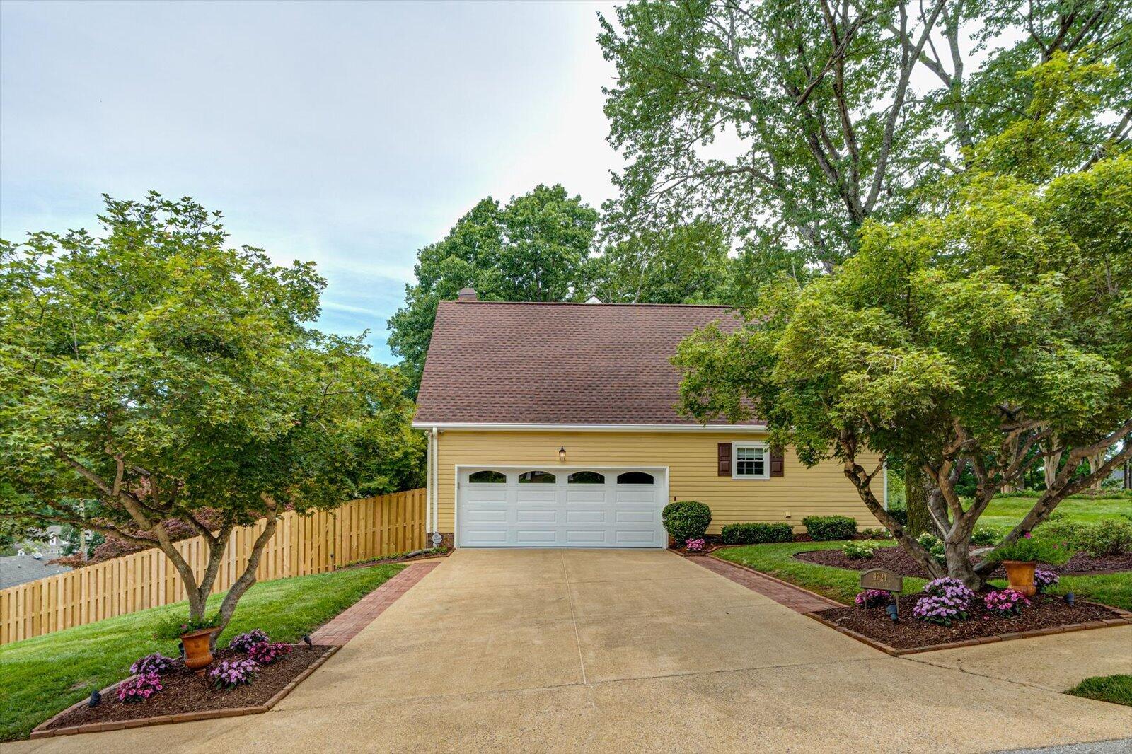 4721 Sussex Lane