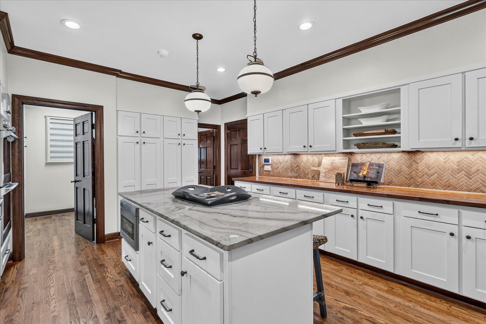 4721 Sussex Lane
