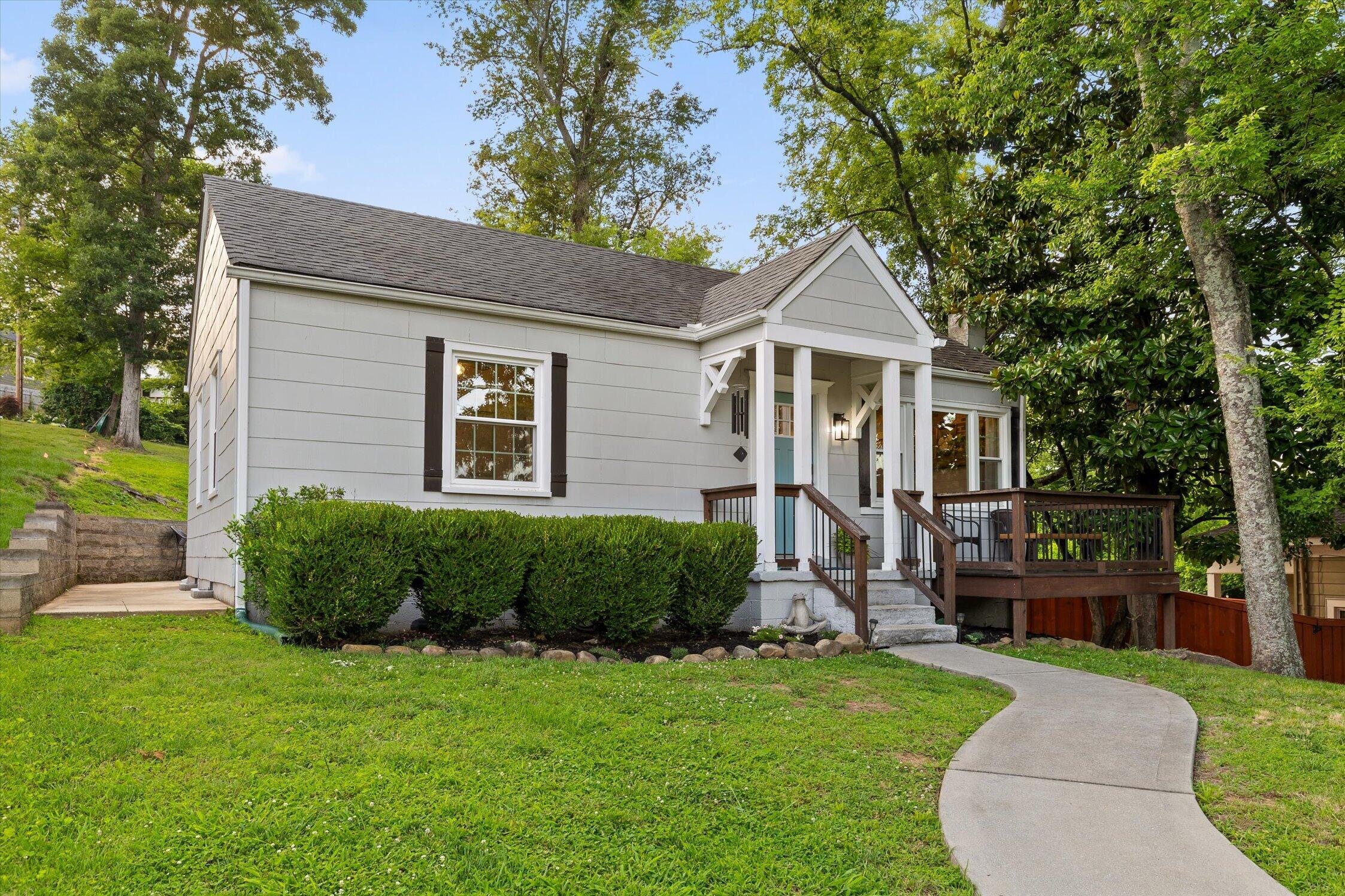 911 Overman Street