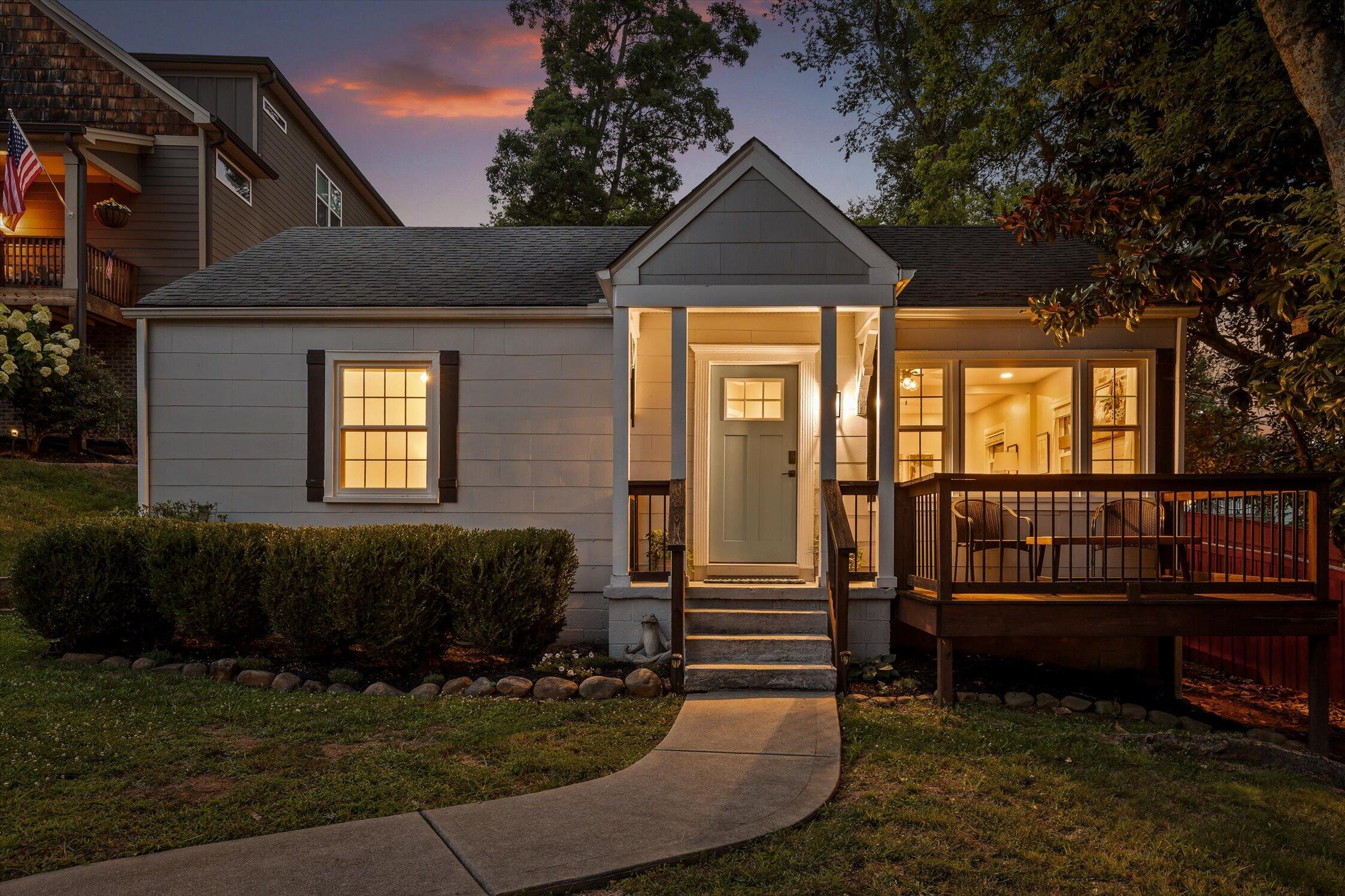 911 Overman Street