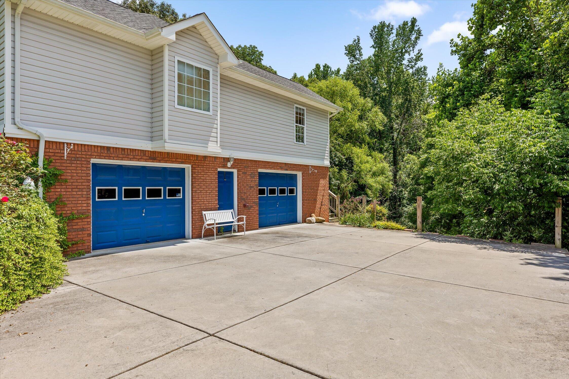 5008 Dellwood Drive