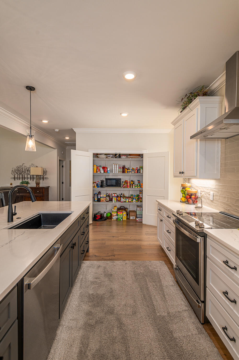 8289 Blackrock Drive