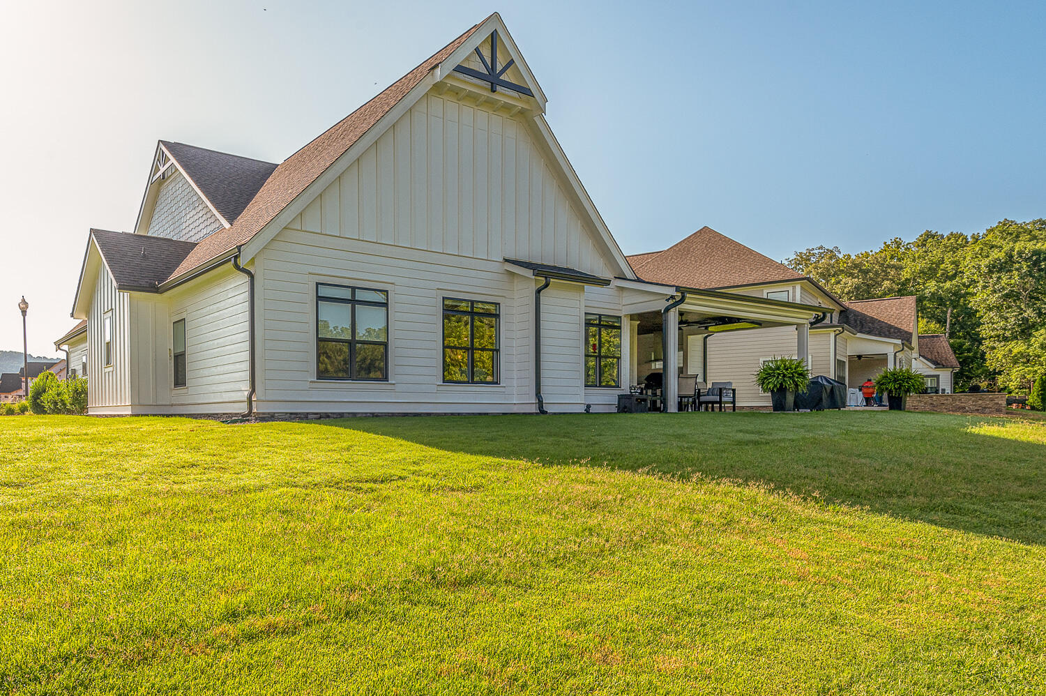 8289 Blackrock Drive
