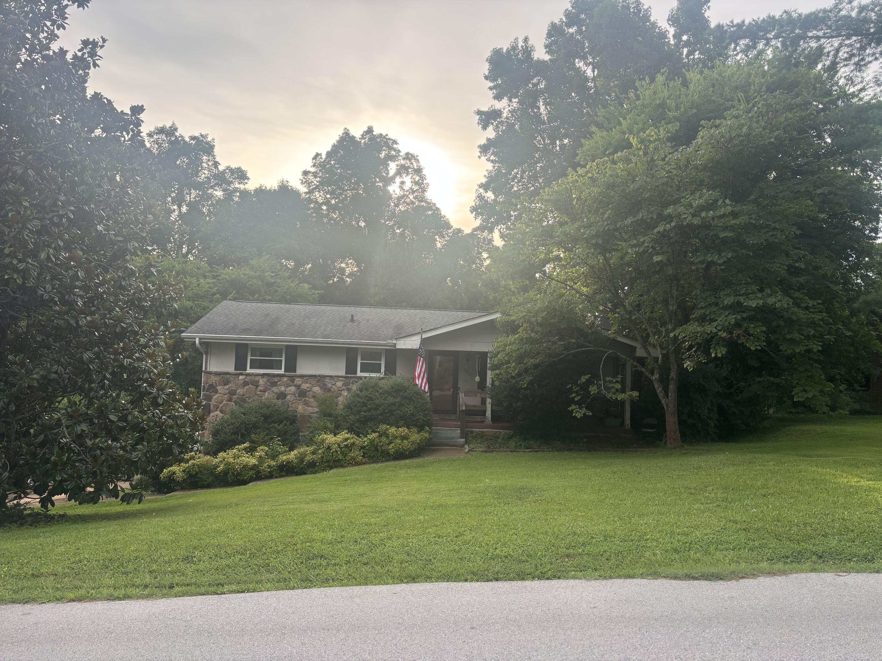 1035 N Sanctuary Road