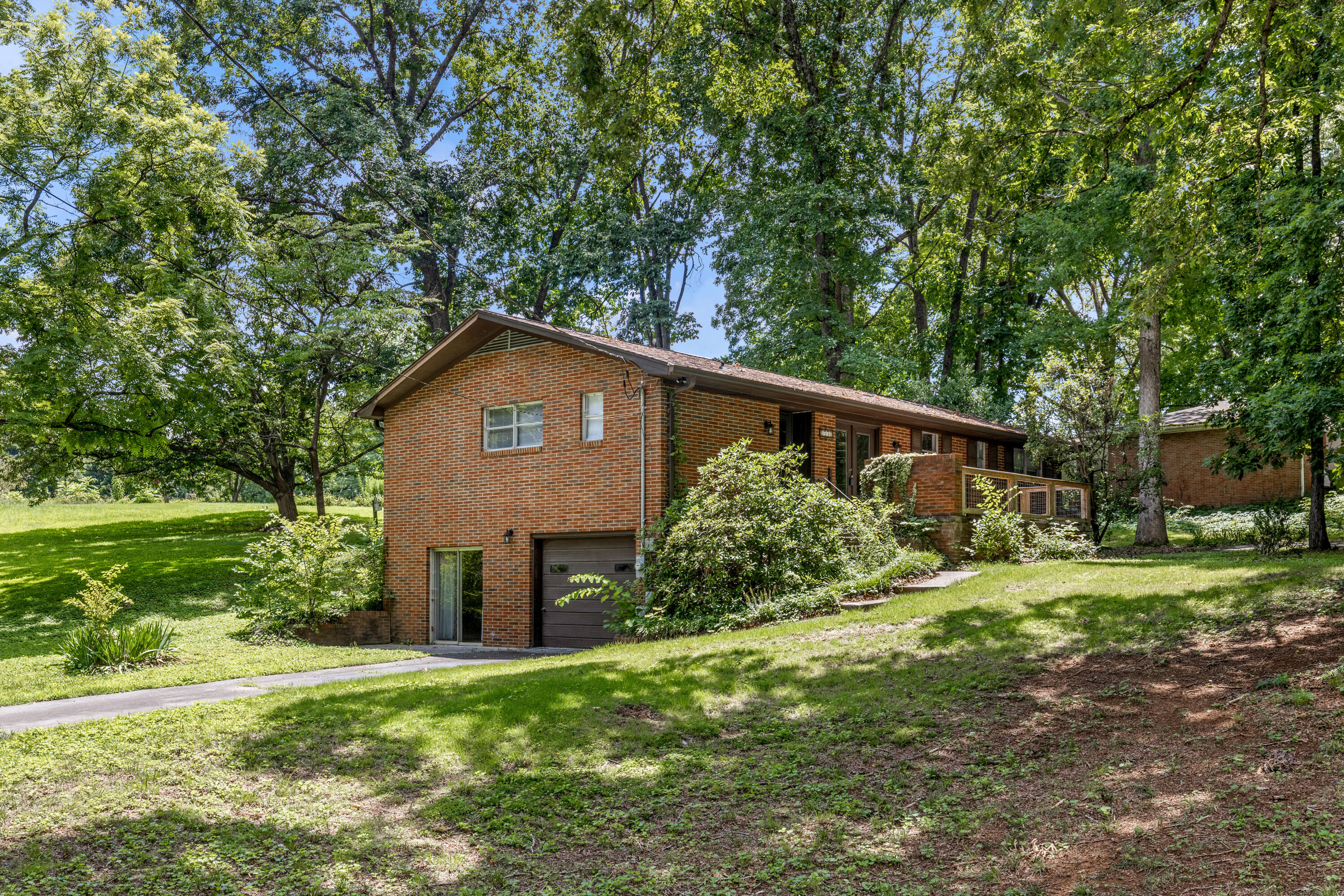 1534 Mcilvaine Drive