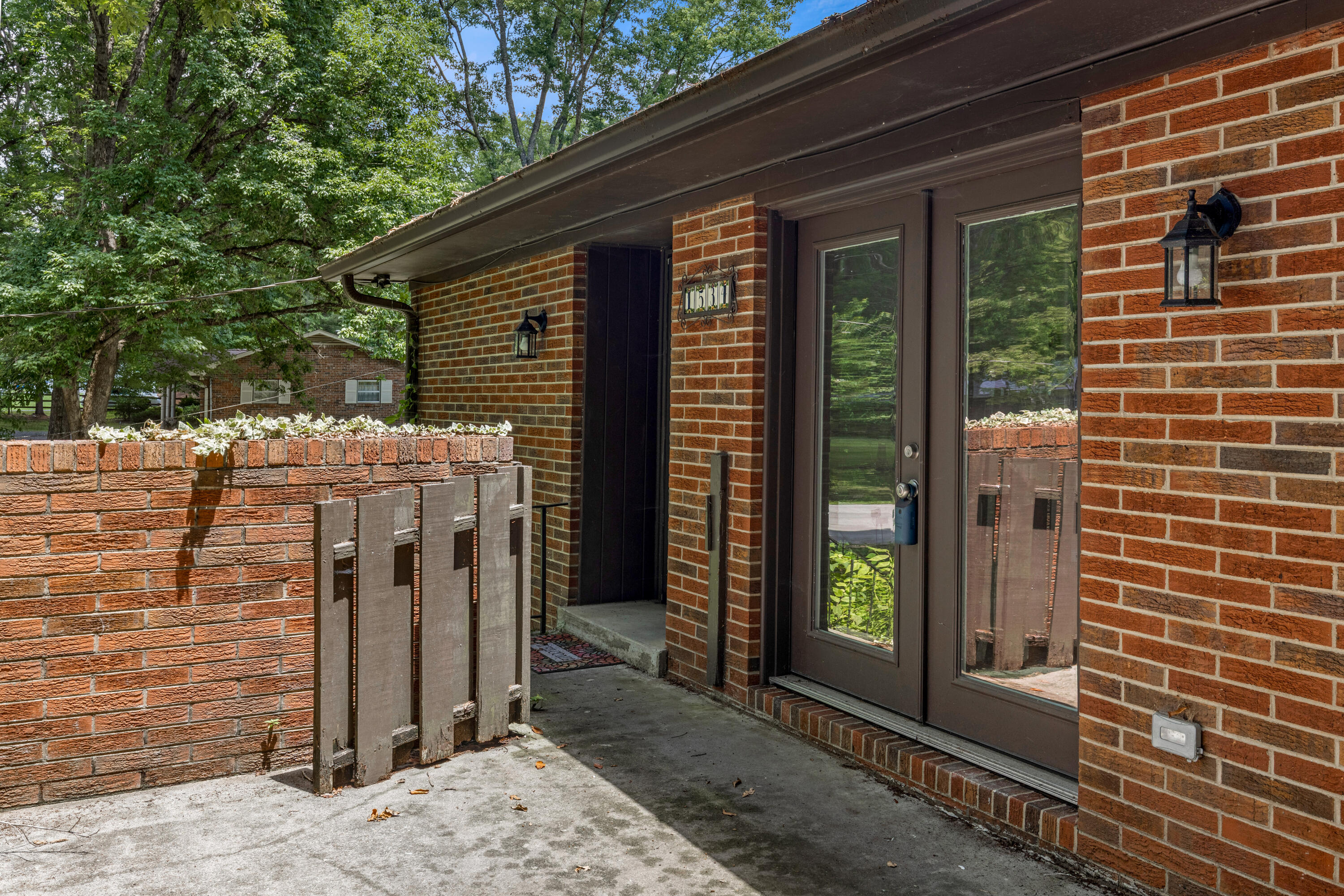 1534 Mcilvaine Drive