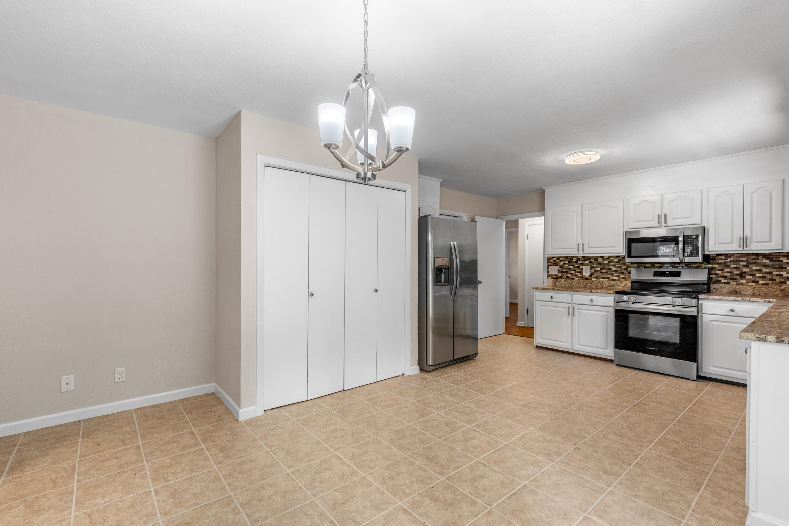 1534 Mcilvaine Drive
