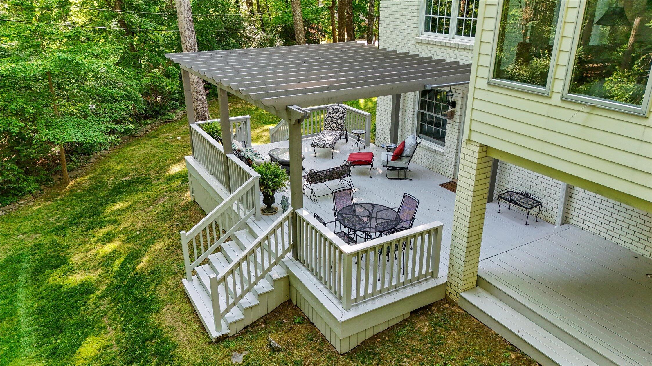 57 Carriage Hill