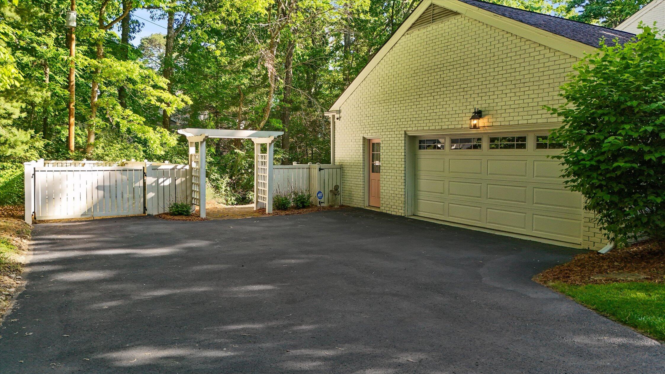 57 Carriage Hill