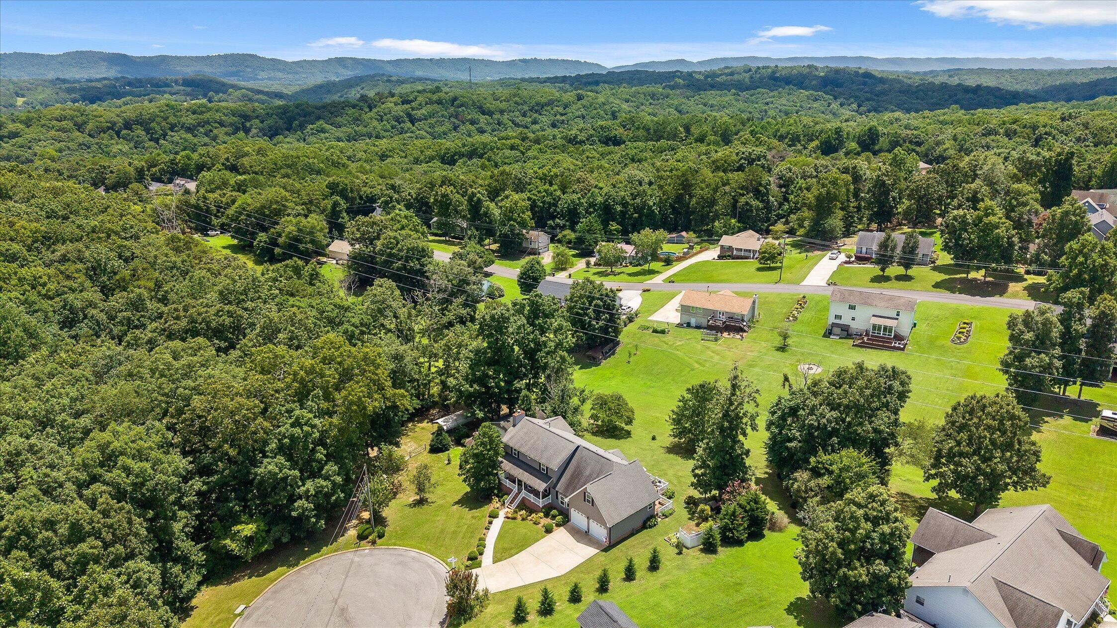 44 Creekside Drive