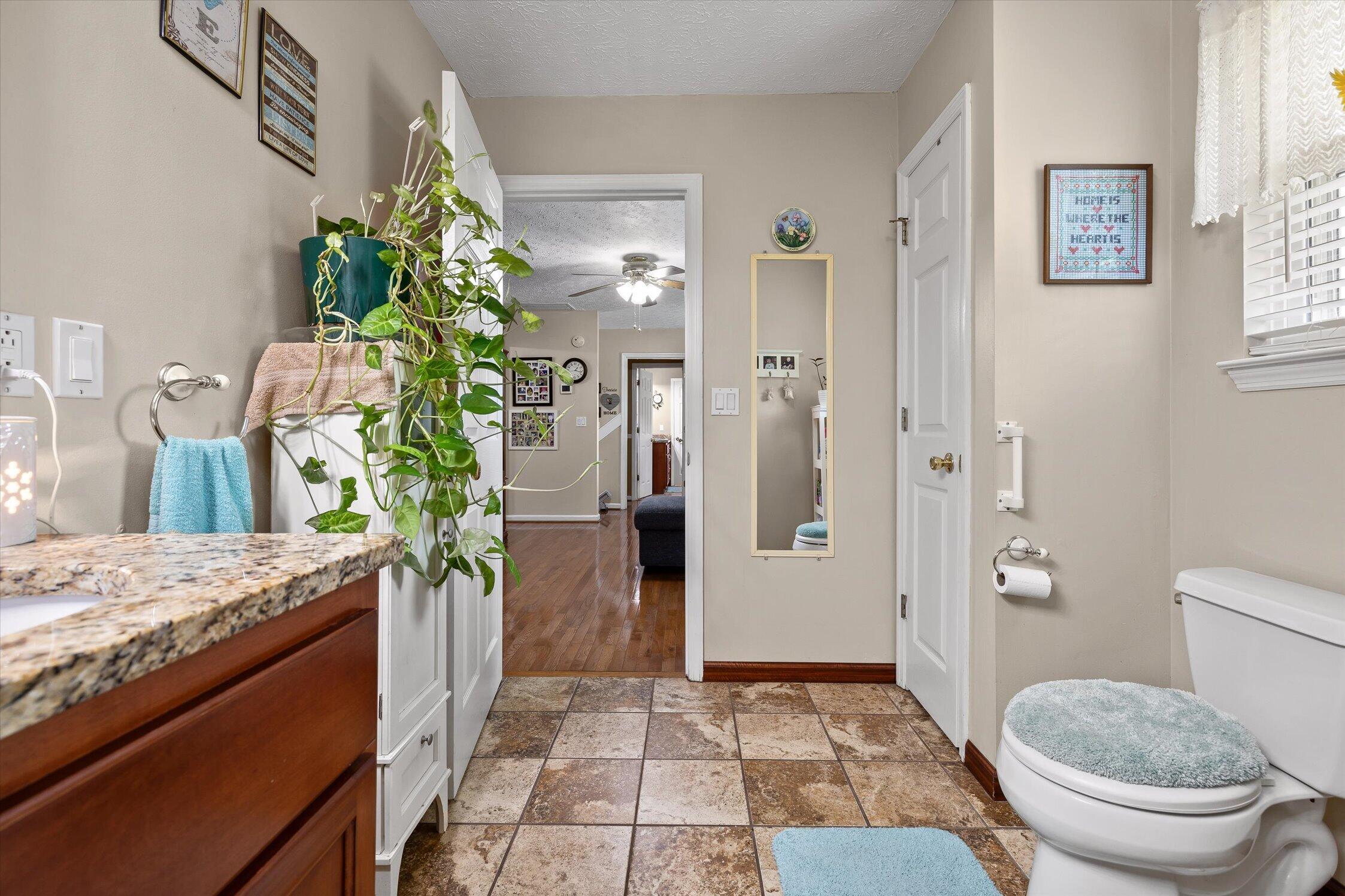 44 Creekside Drive