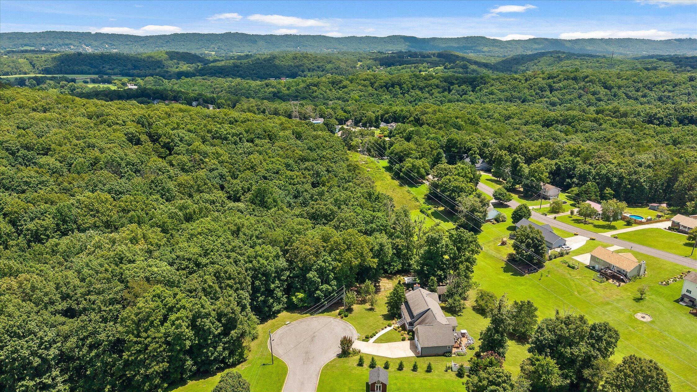 44 Creekside Drive