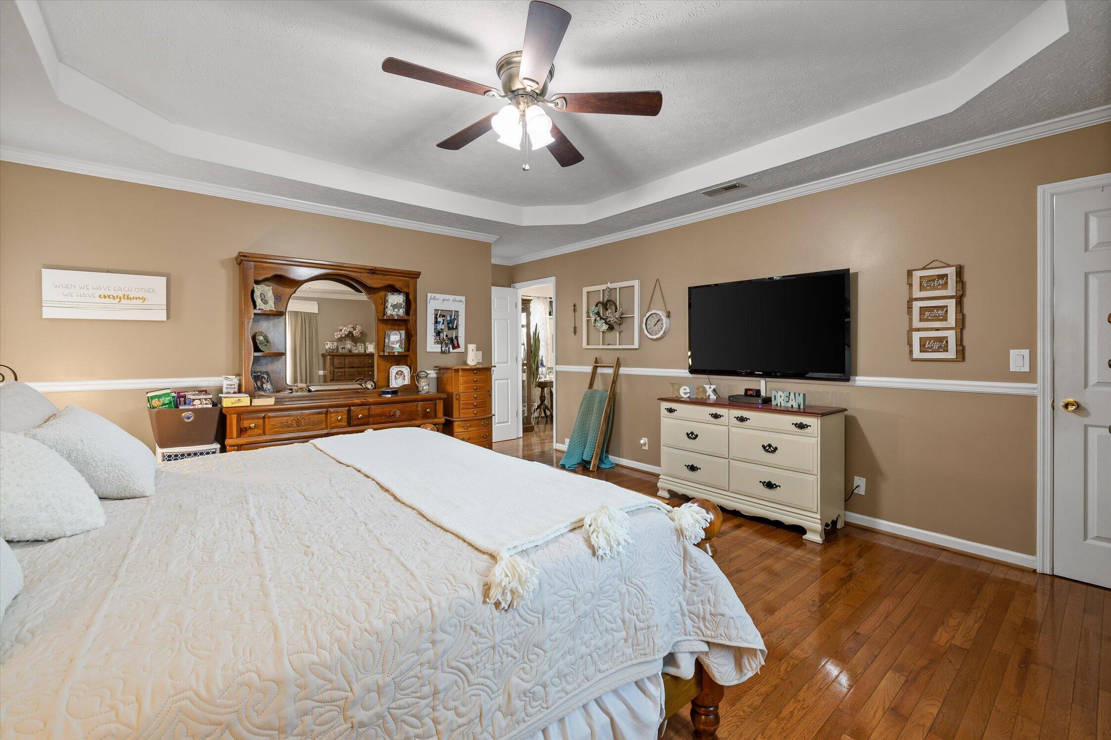 44 Creekside Drive