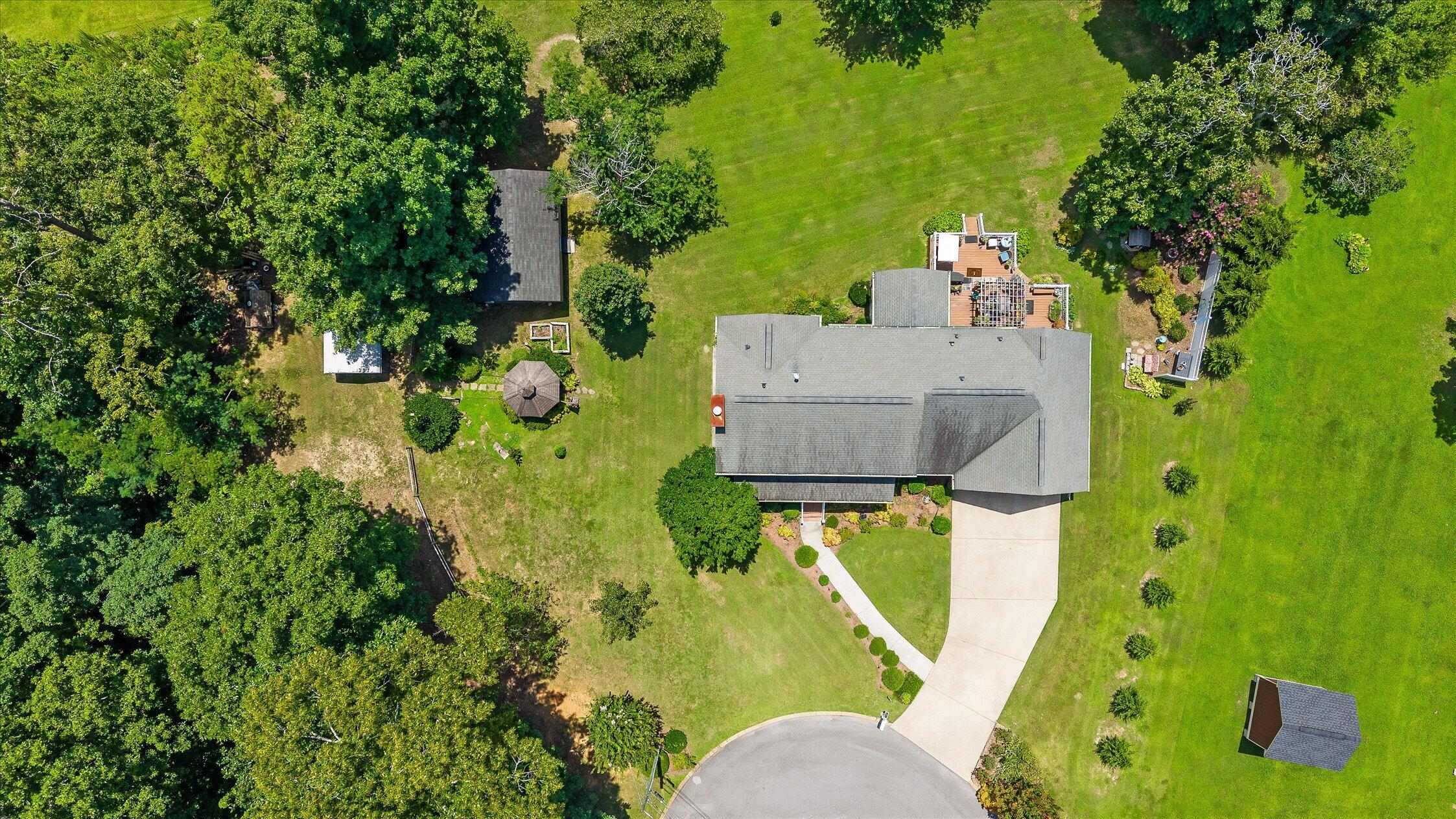 44 Creekside Drive