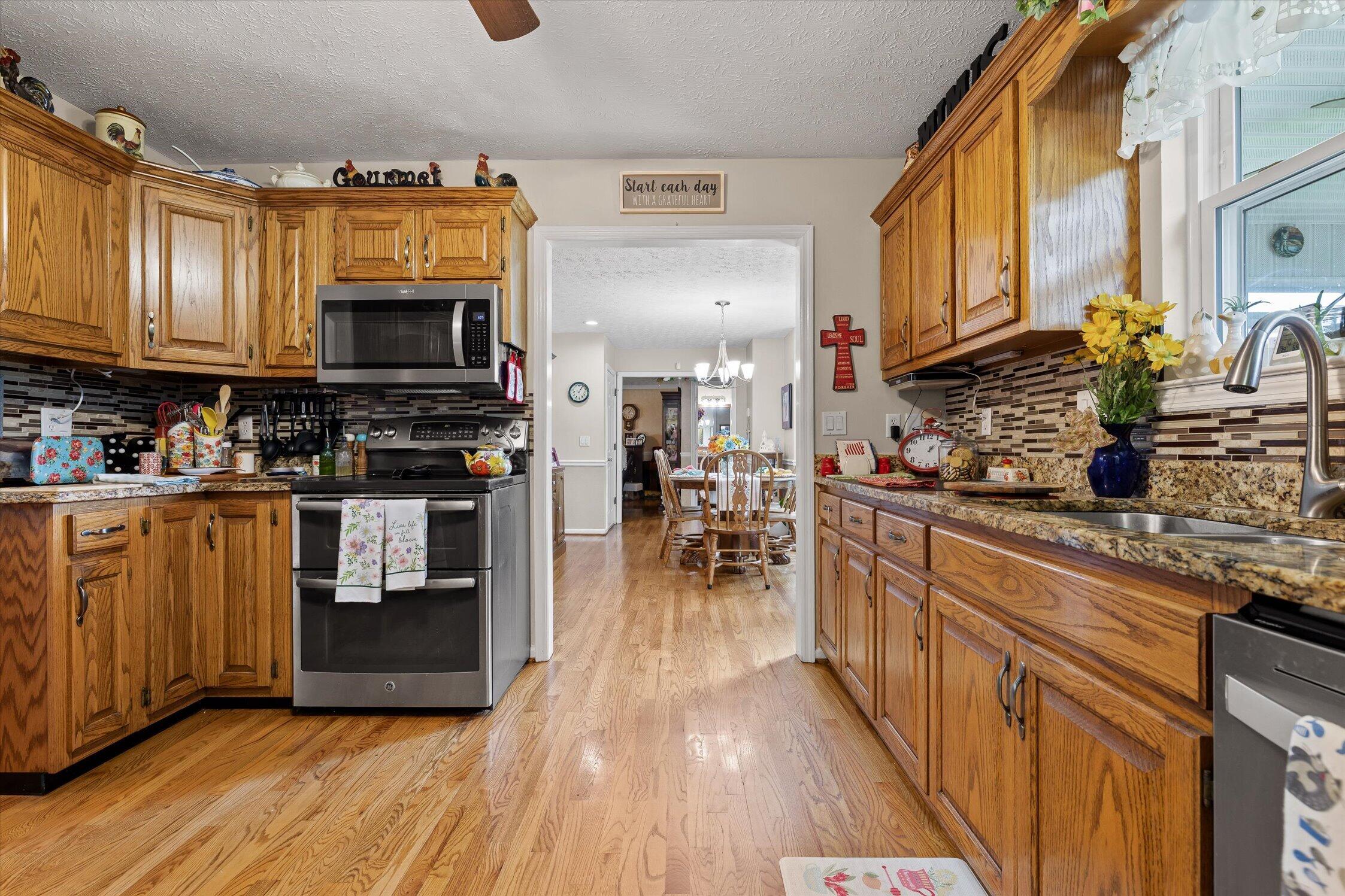 44 Creekside Drive