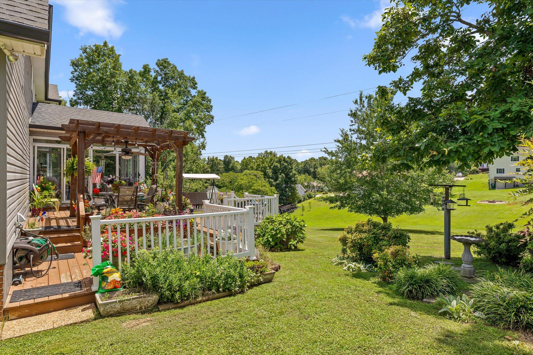 44 Creekside Drive