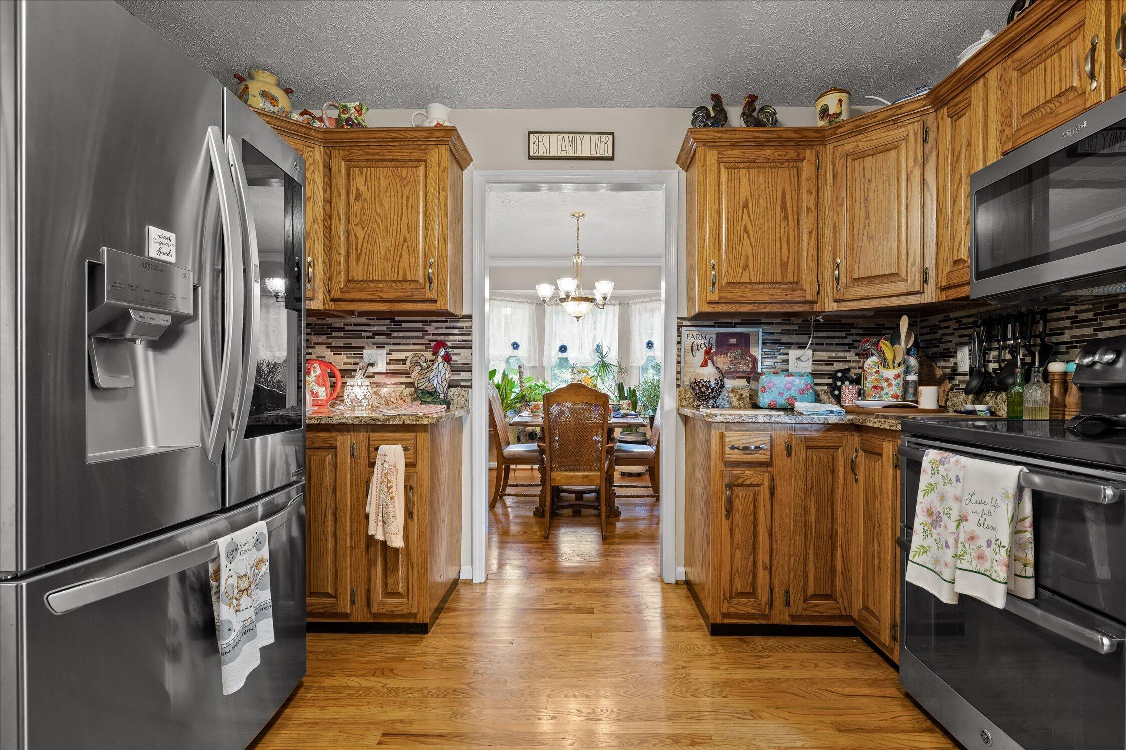 44 Creekside Drive