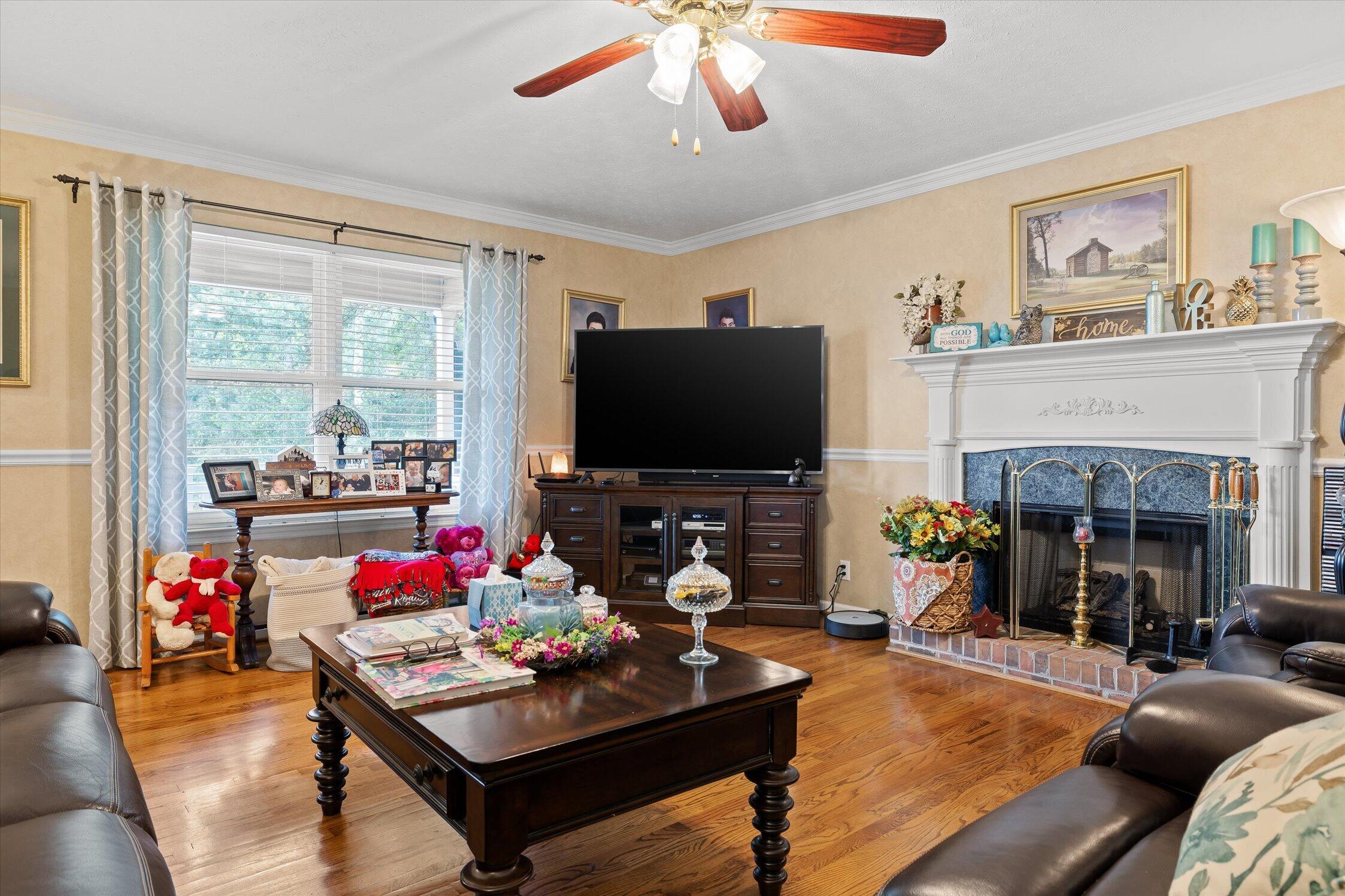 44 Creekside Drive