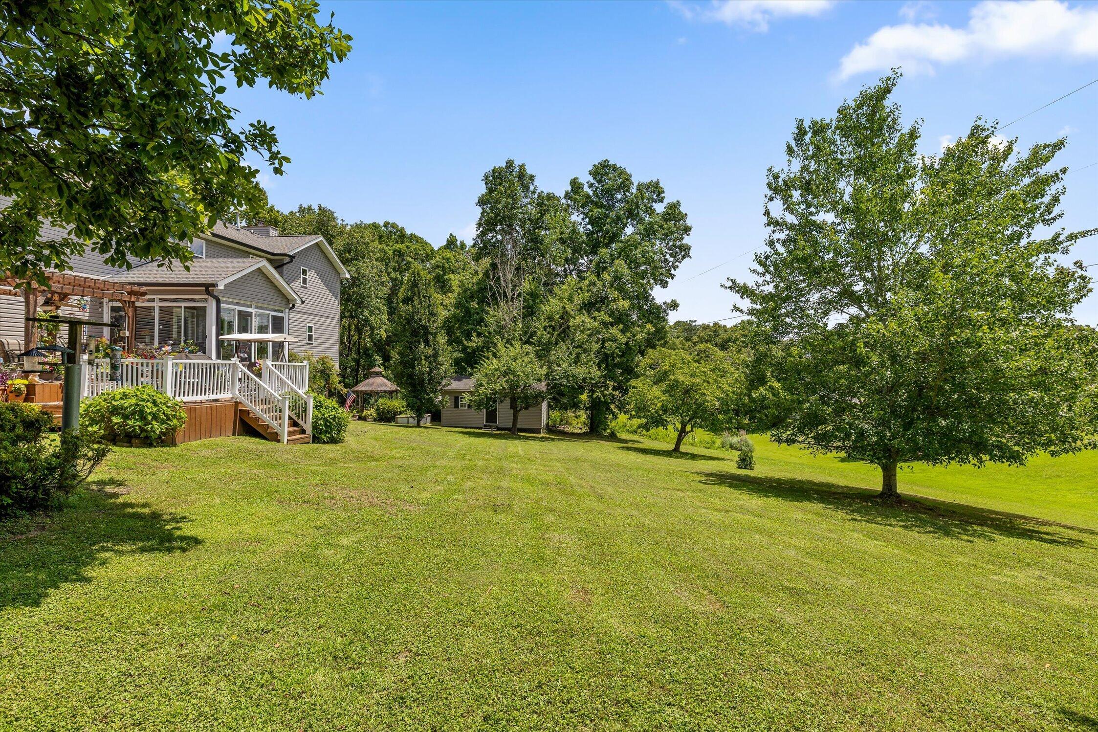 44 Creekside Drive