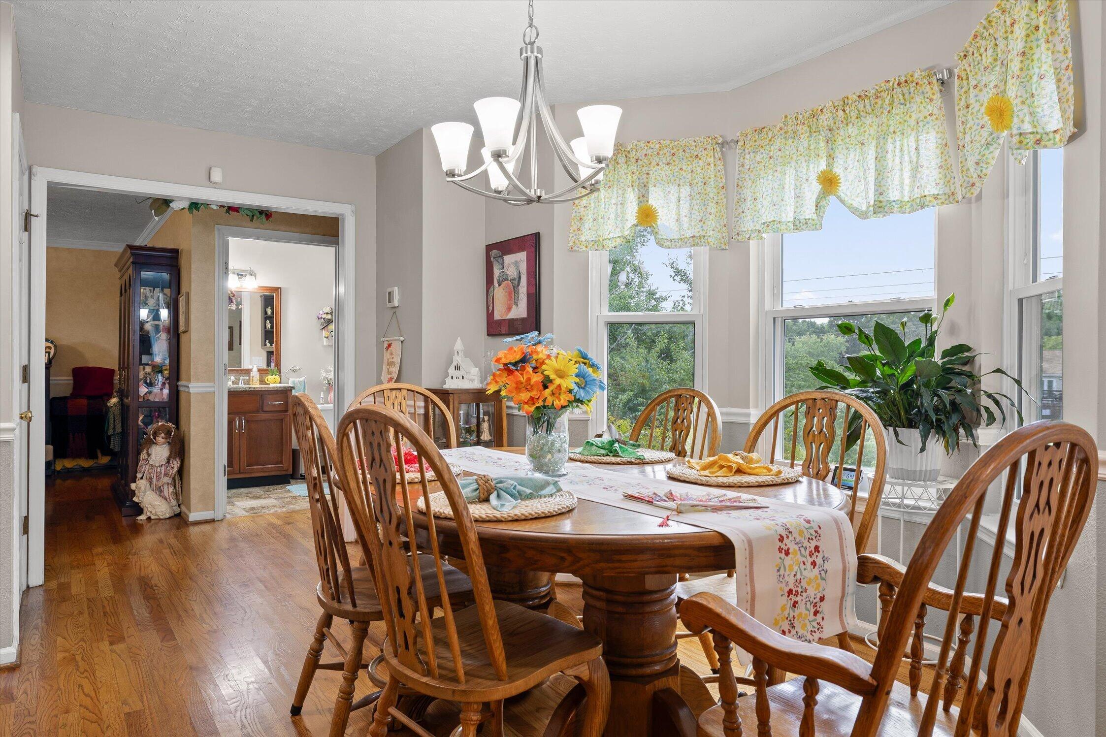 44 Creekside Drive