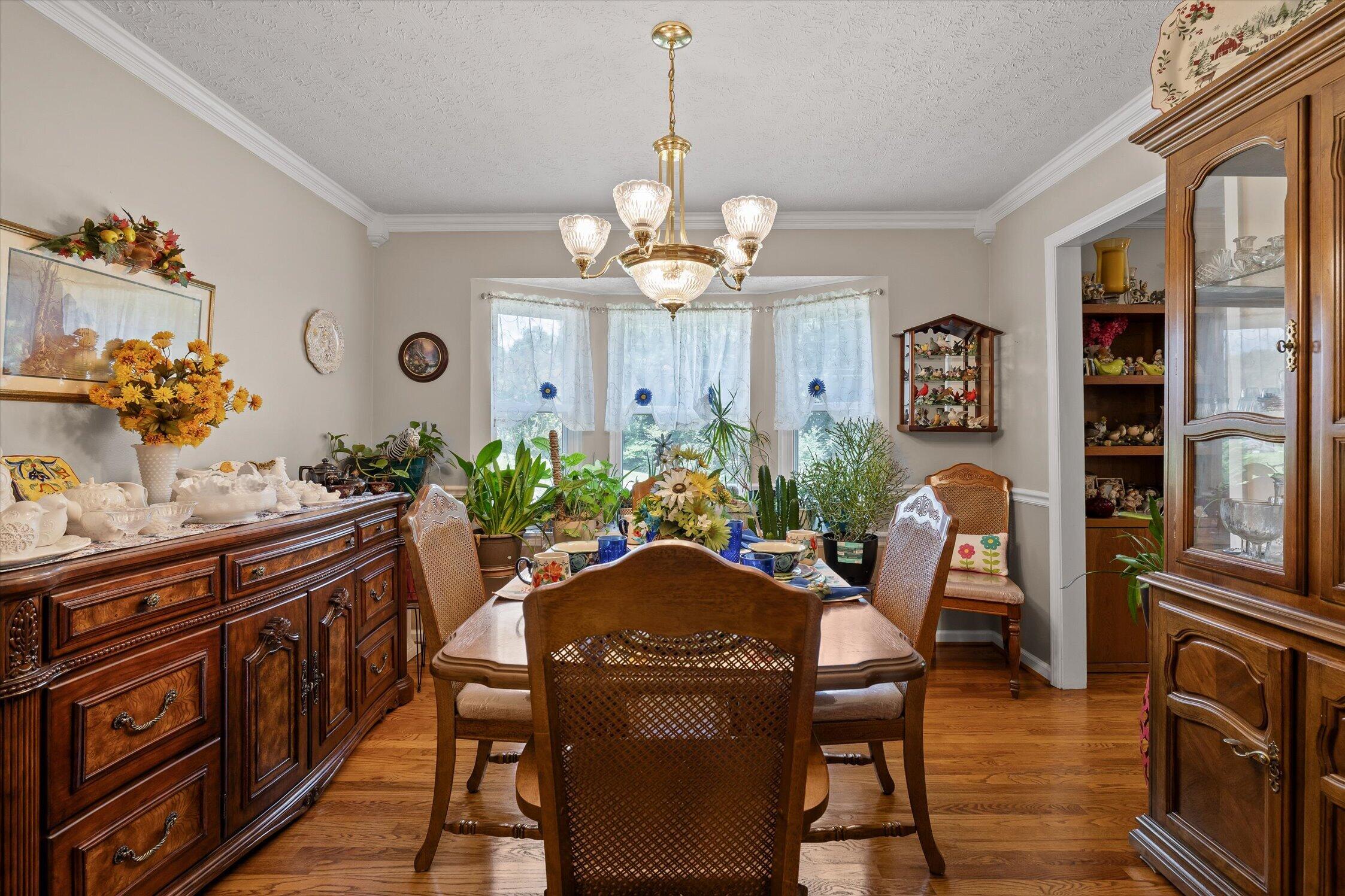 44 Creekside Drive