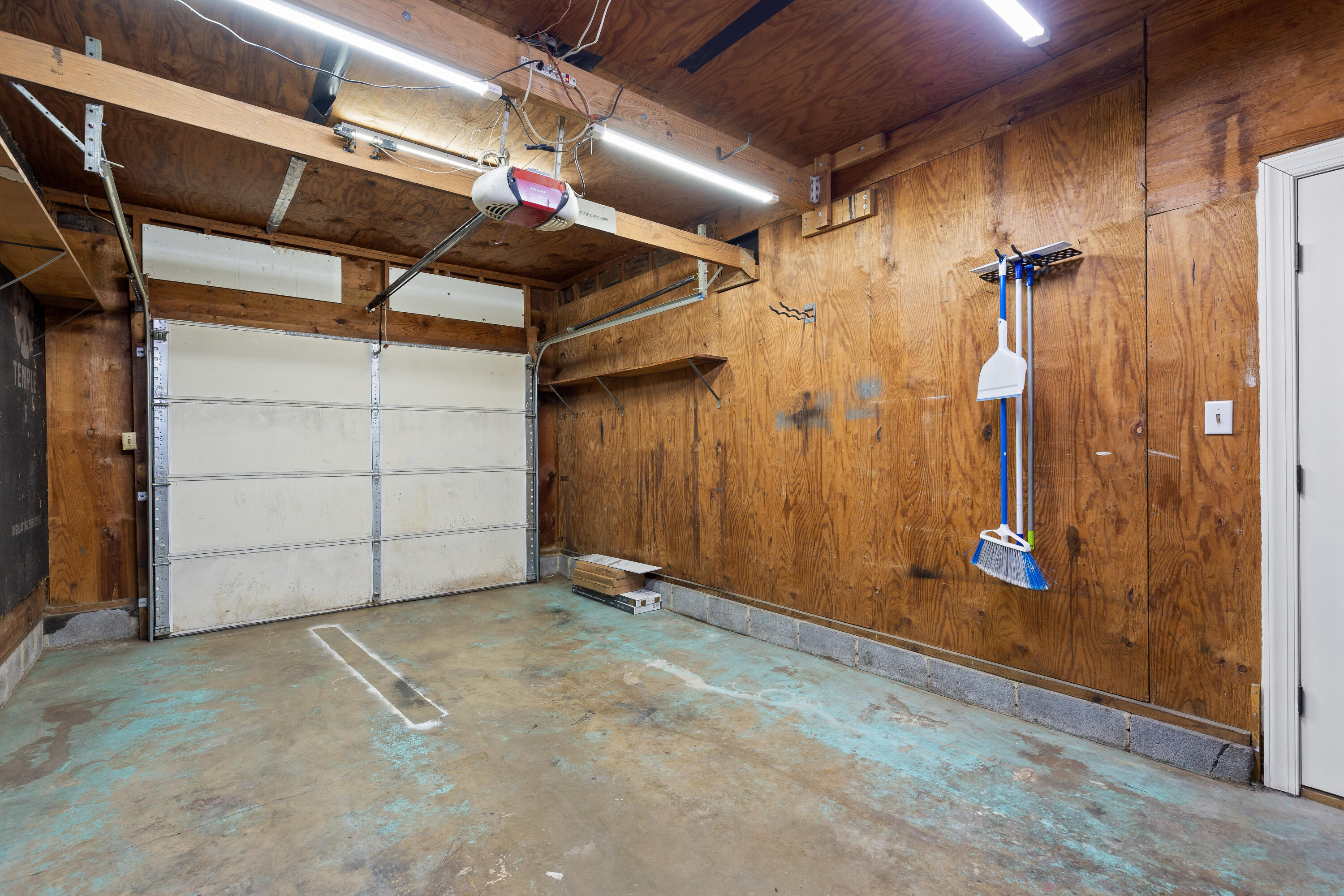 325 Kelsey Drive