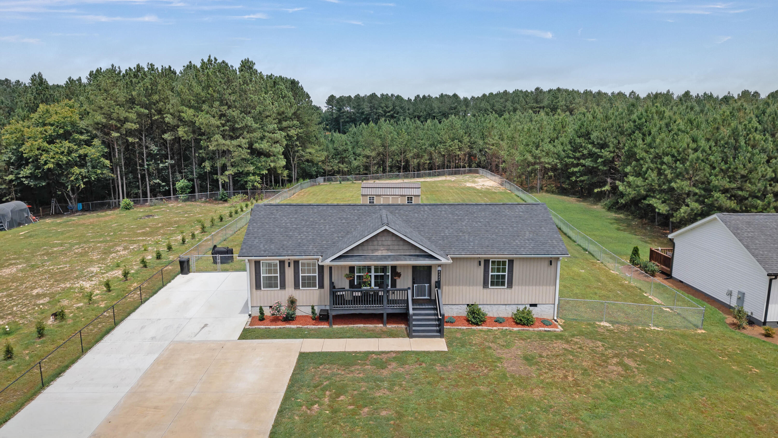 8227 Hwy 2