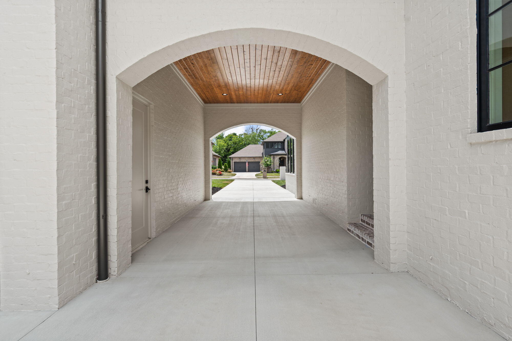 3642 Falkirk Way, 29