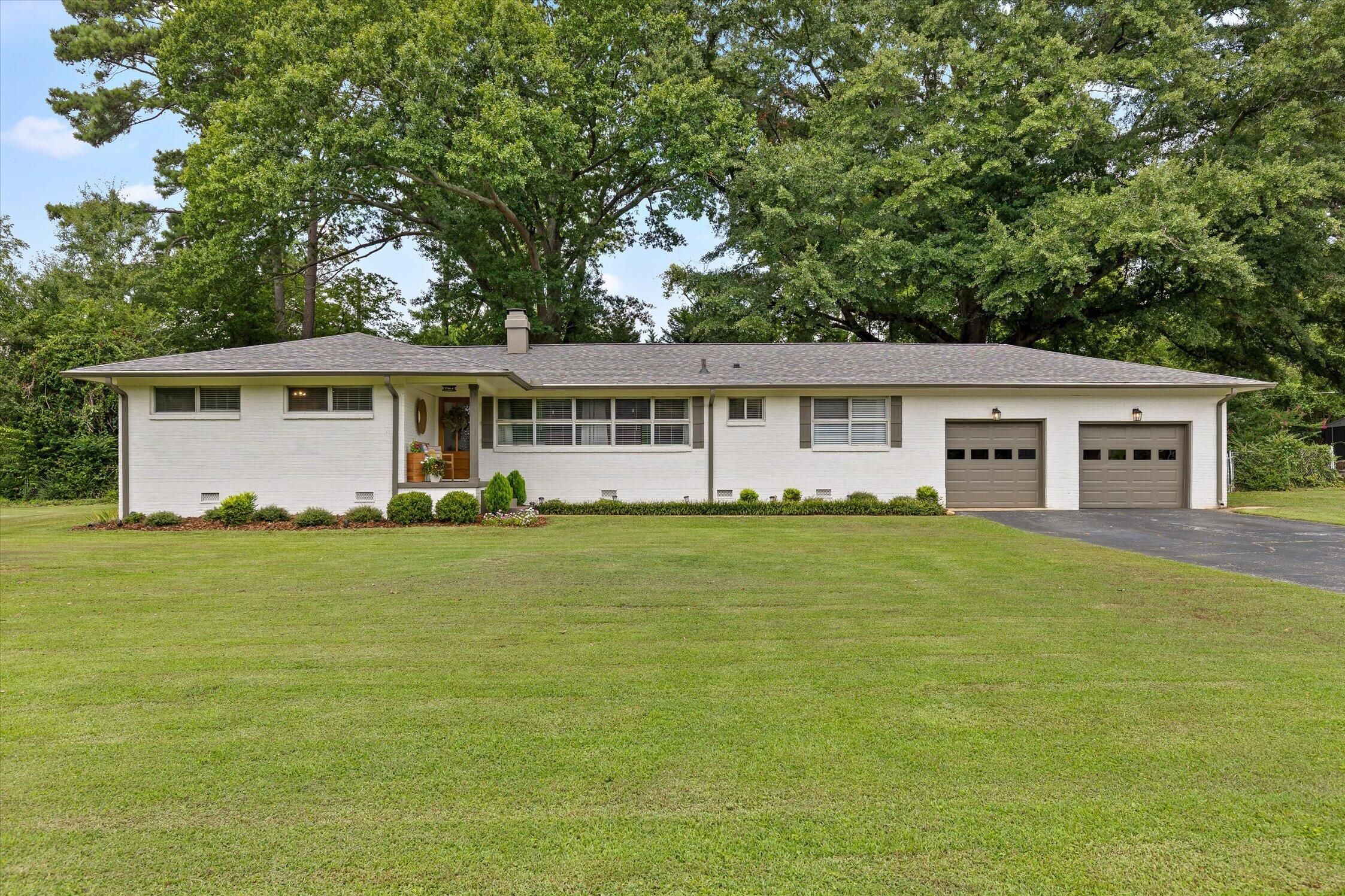 6929 Hickory View Lane