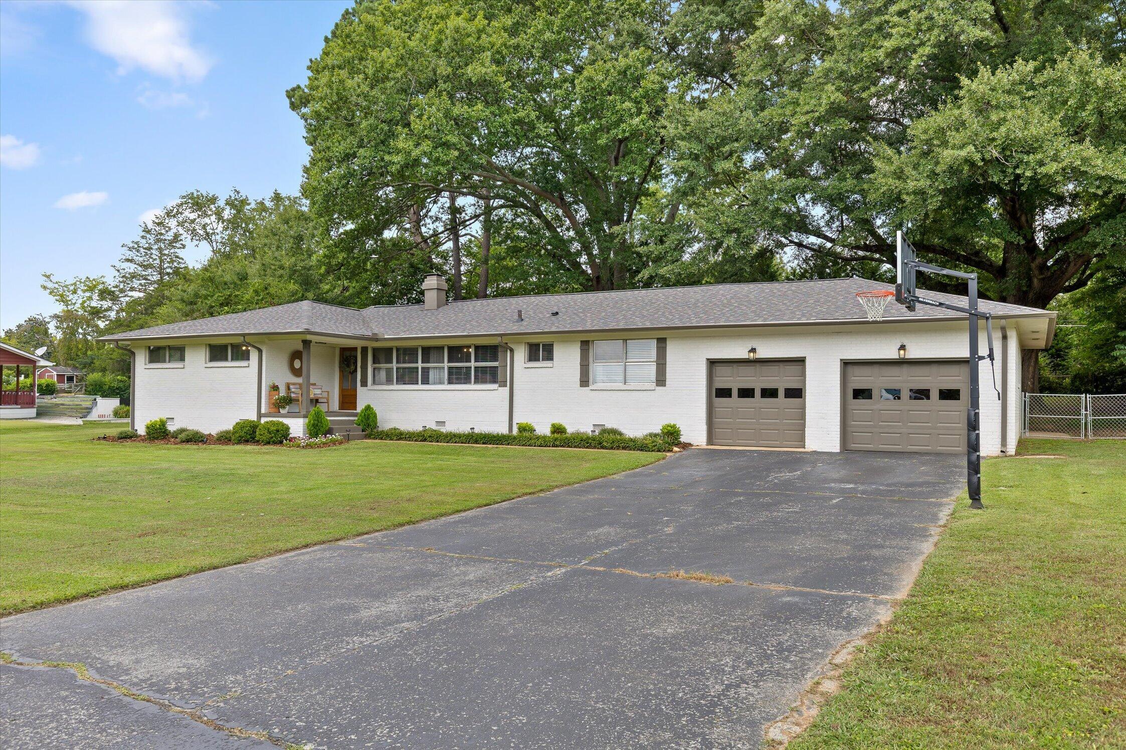 6929 Hickory View Lane