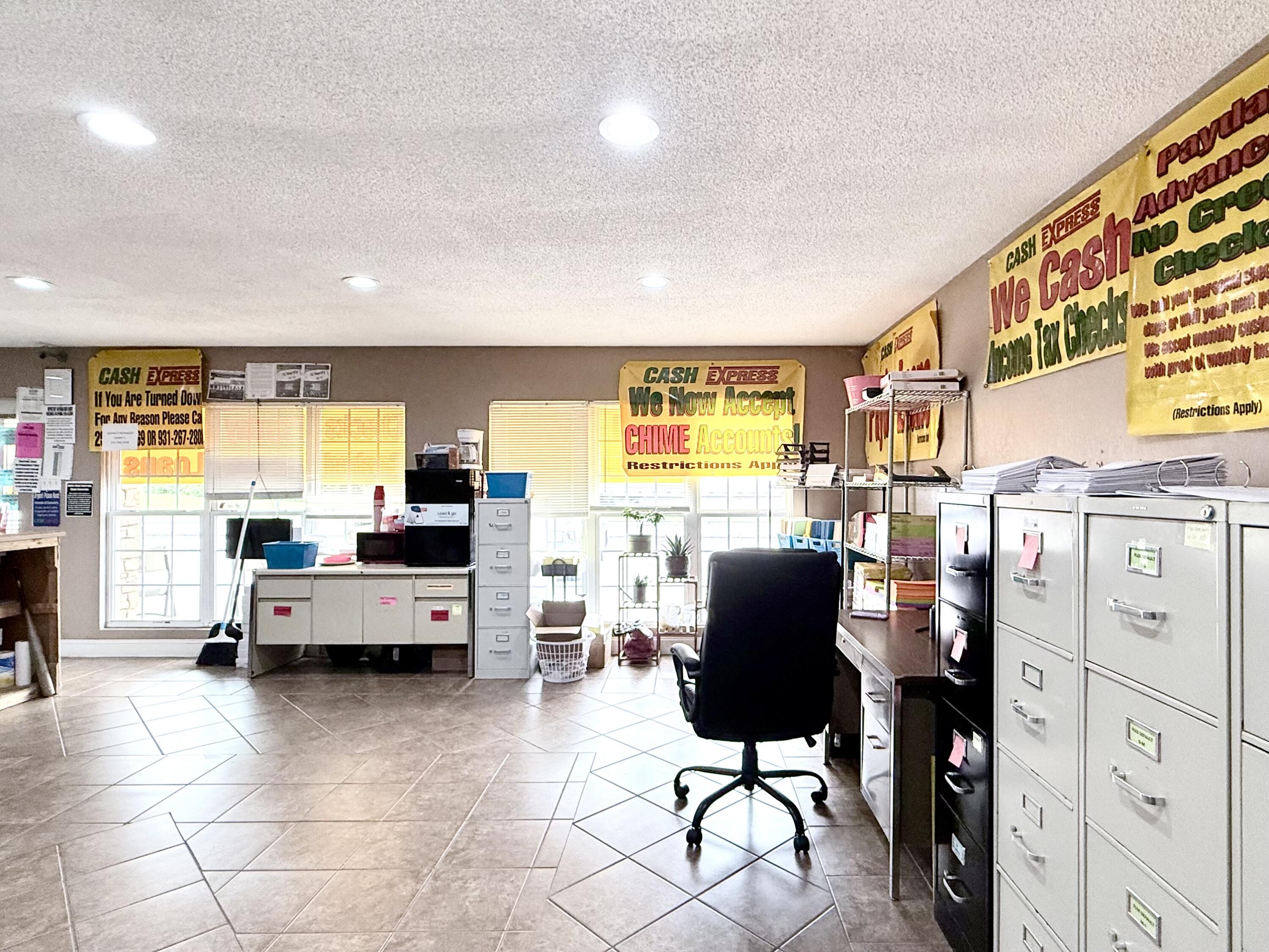 13683 S Highway 28, B