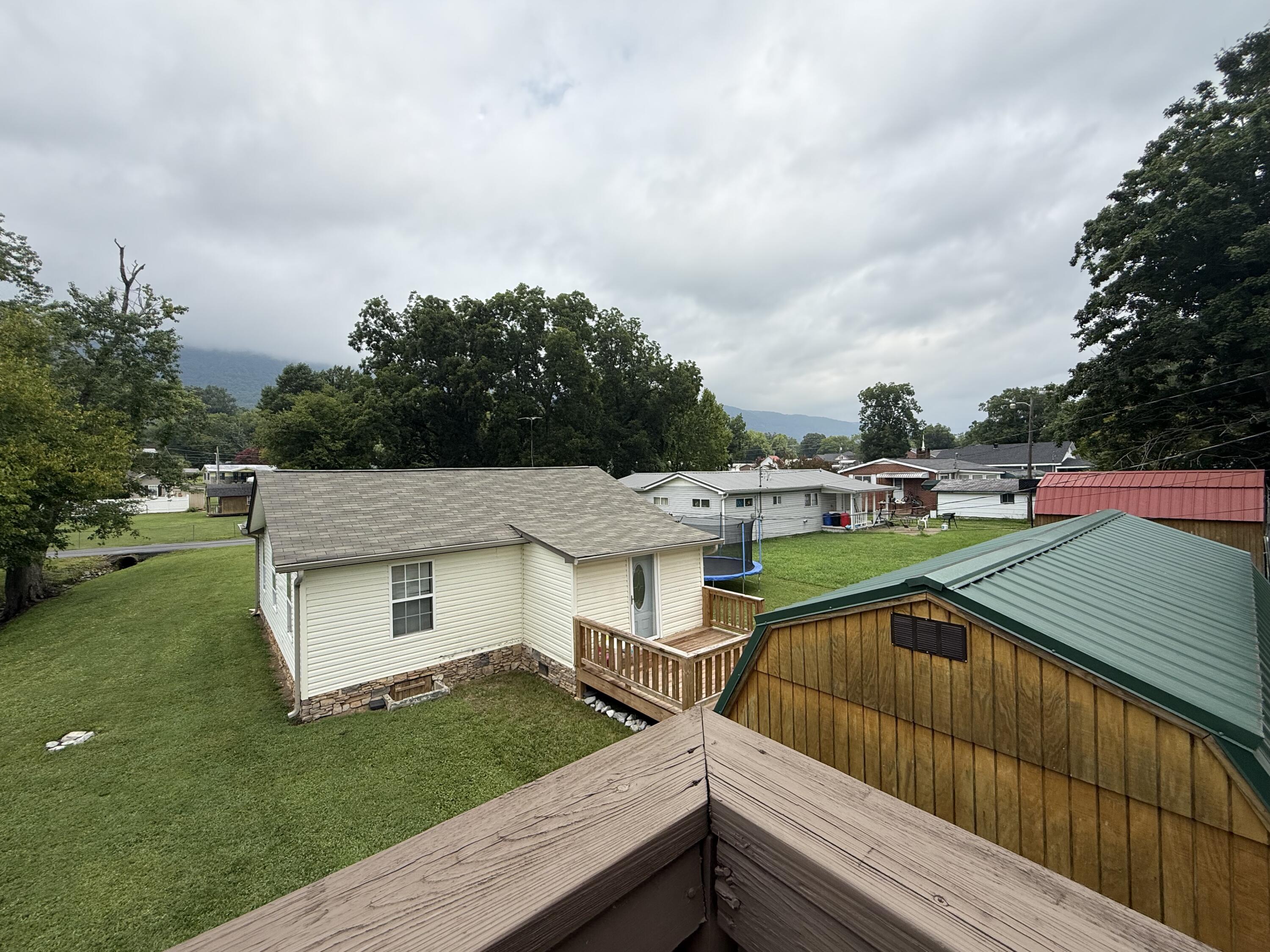 13683 S Highway 28, B