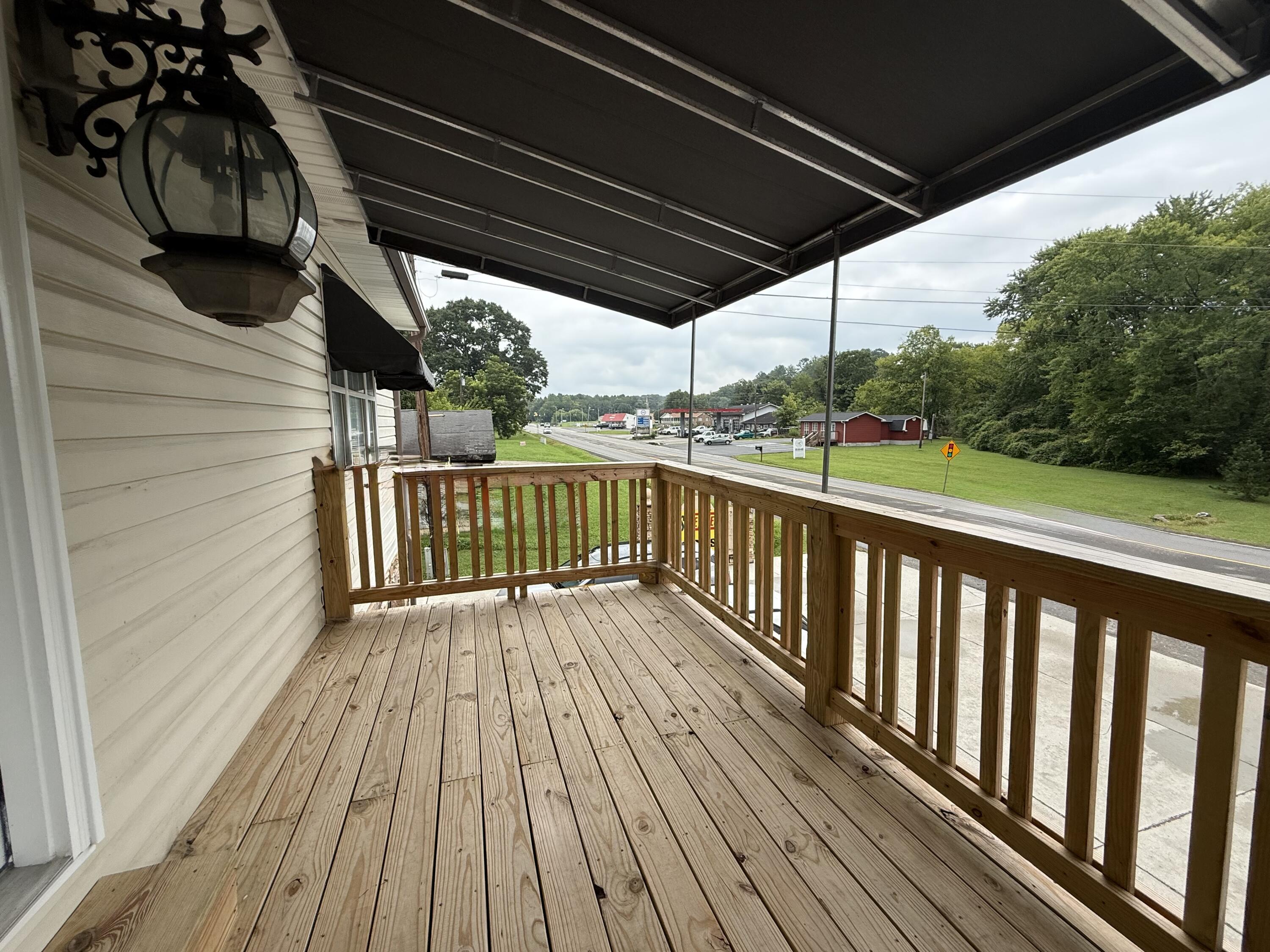 13683 S Highway 28, B
