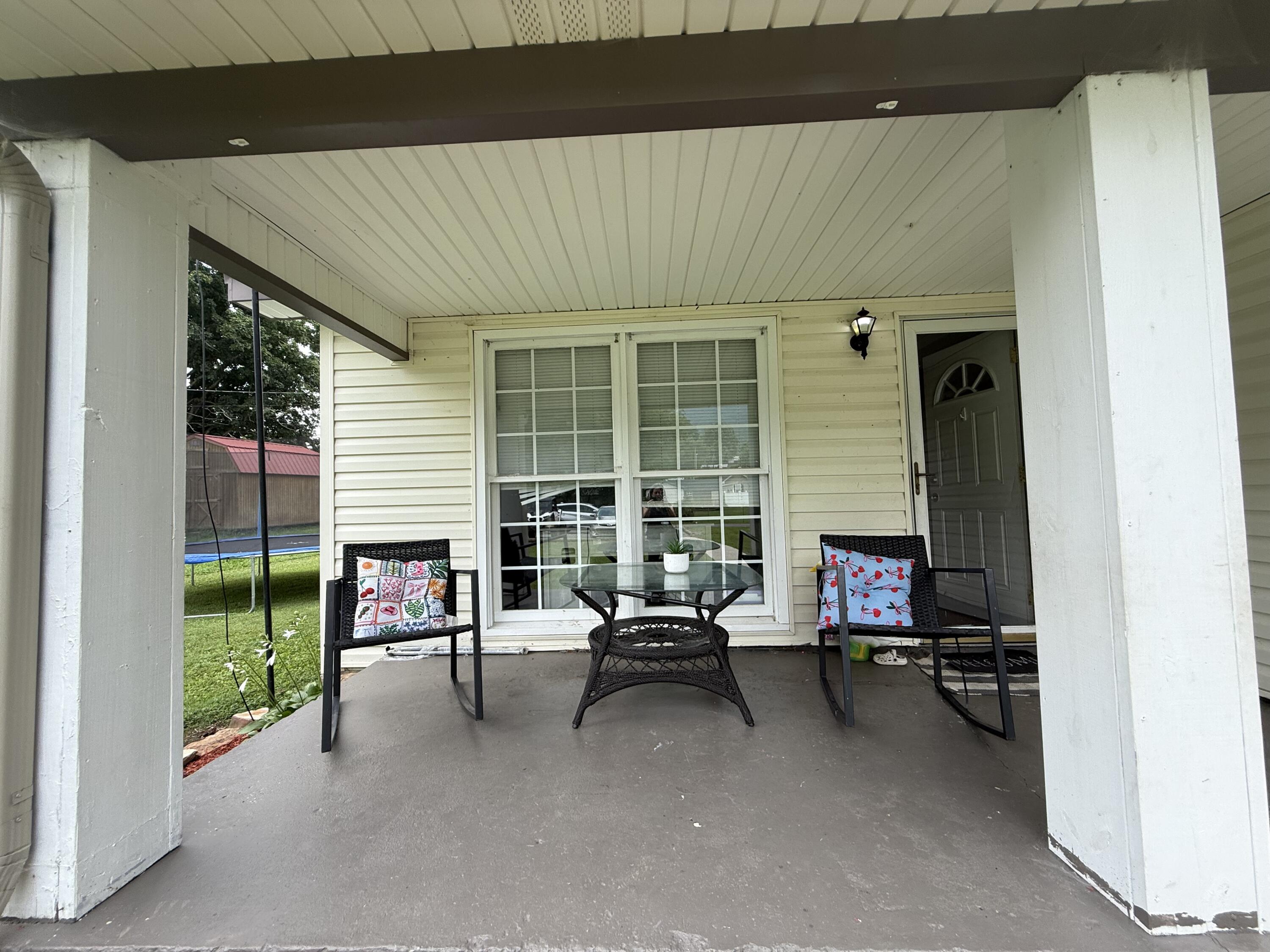 354 S Hemlock Drive