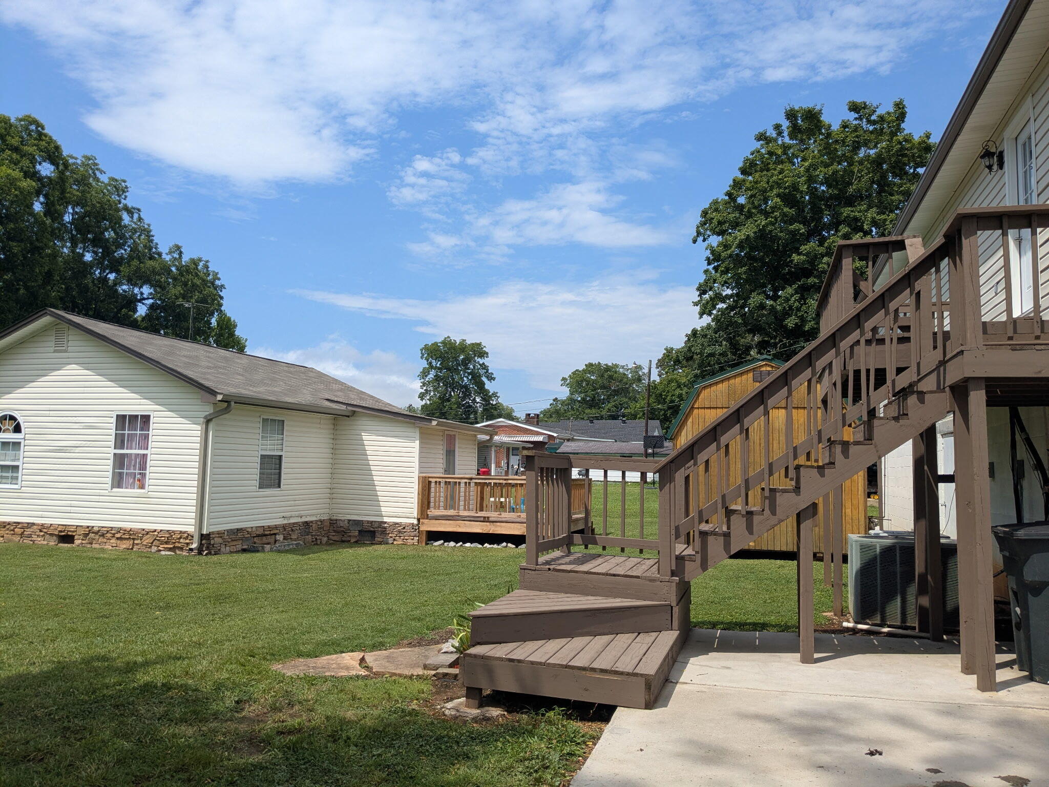 354 S Hemlock Drive