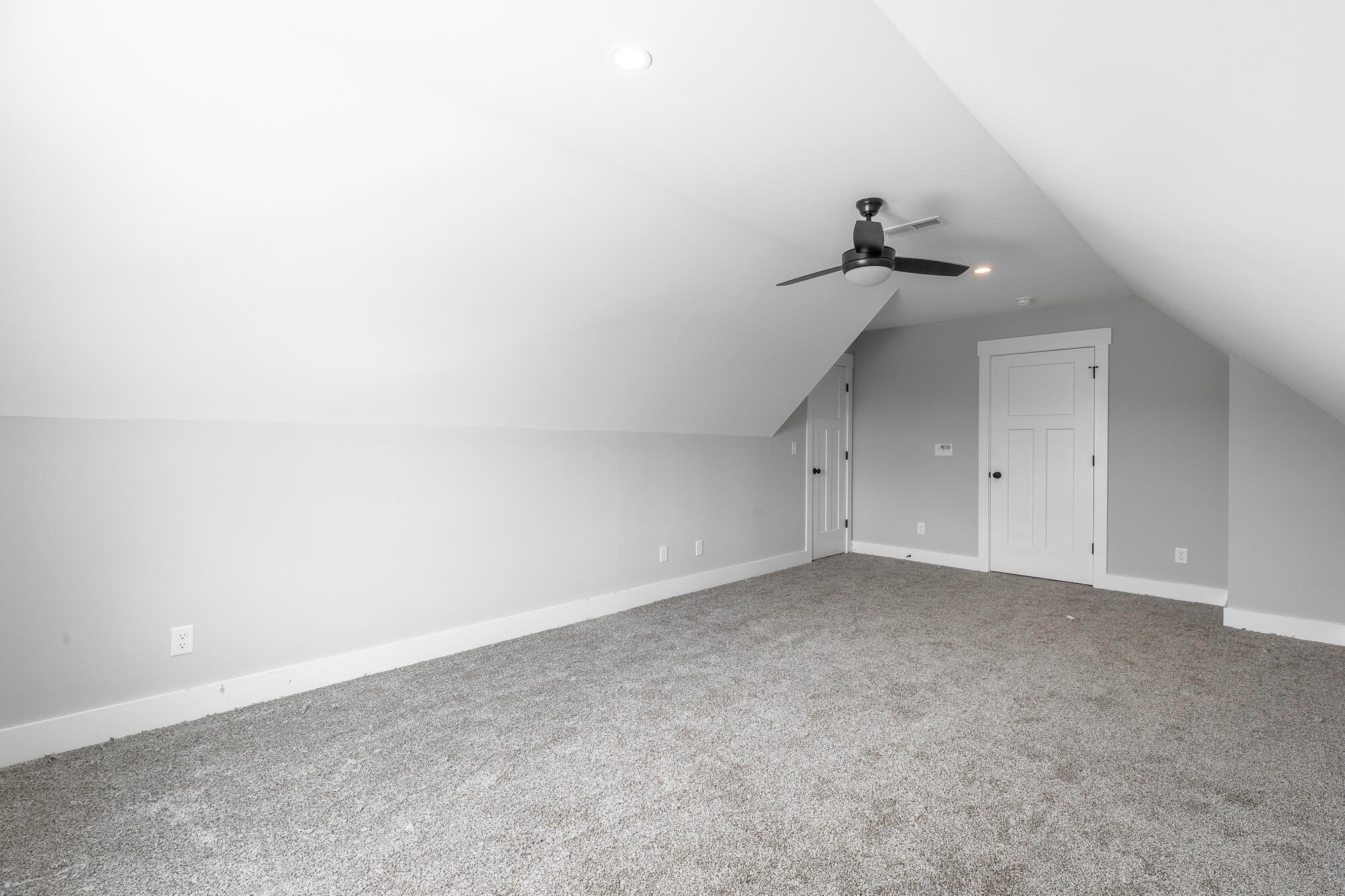 59 Willow Grove Court, 5